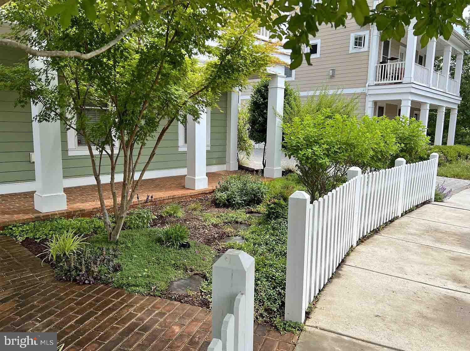 VILLAGES OF URBANA - Residential