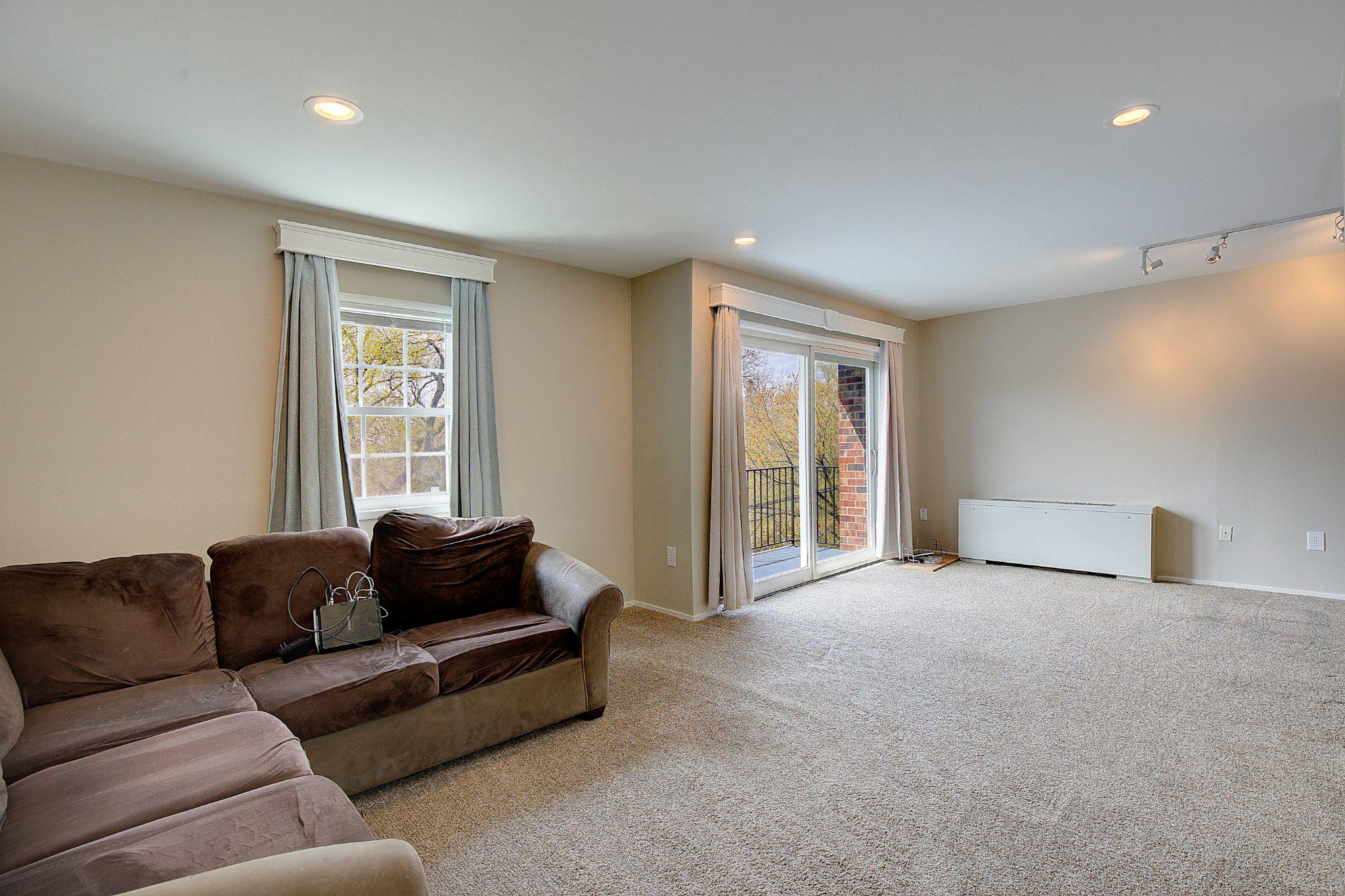 MONTPELIER VILLAGE - Residential