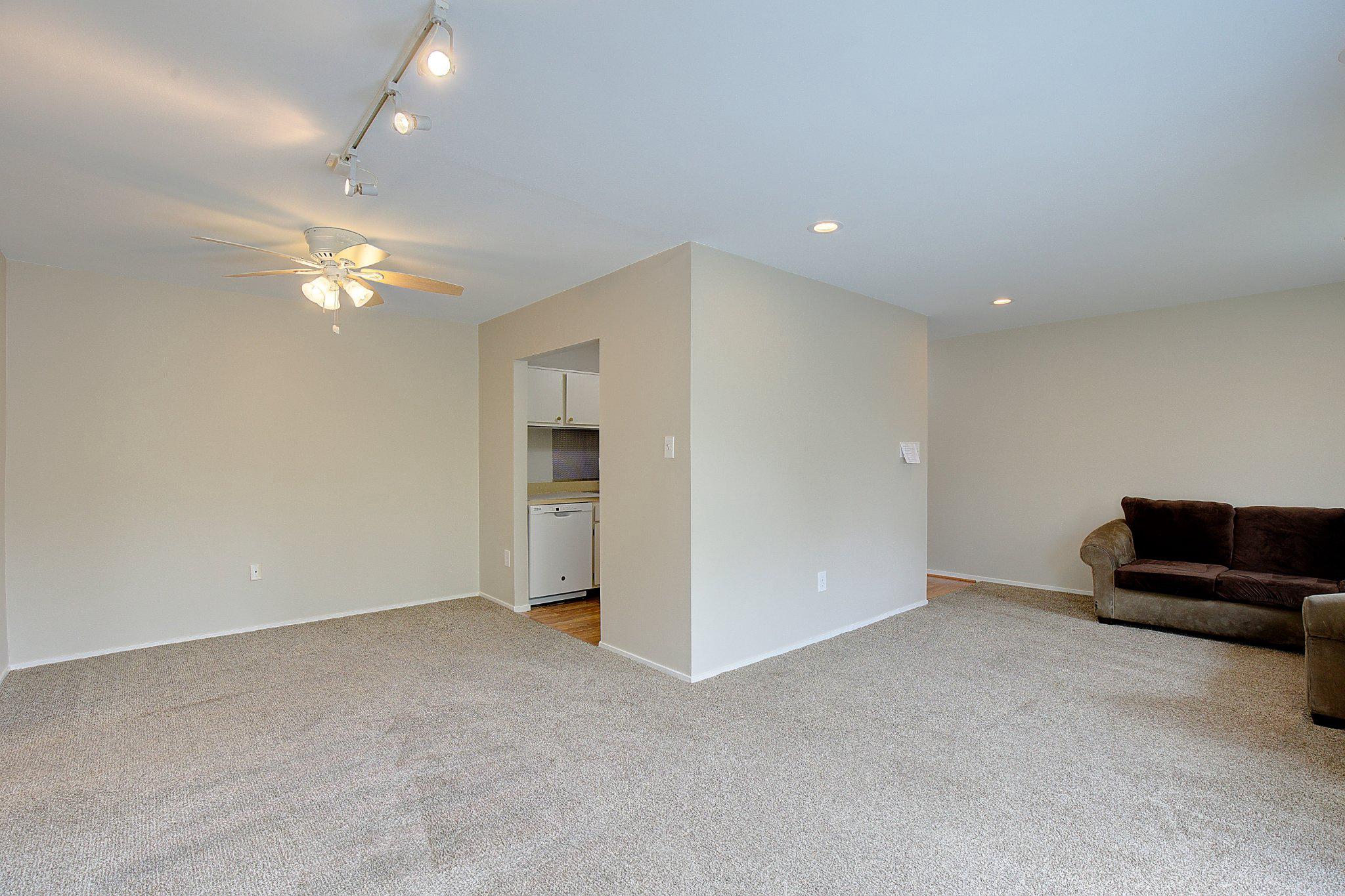 MONTPELIER VILLAGE - Residential