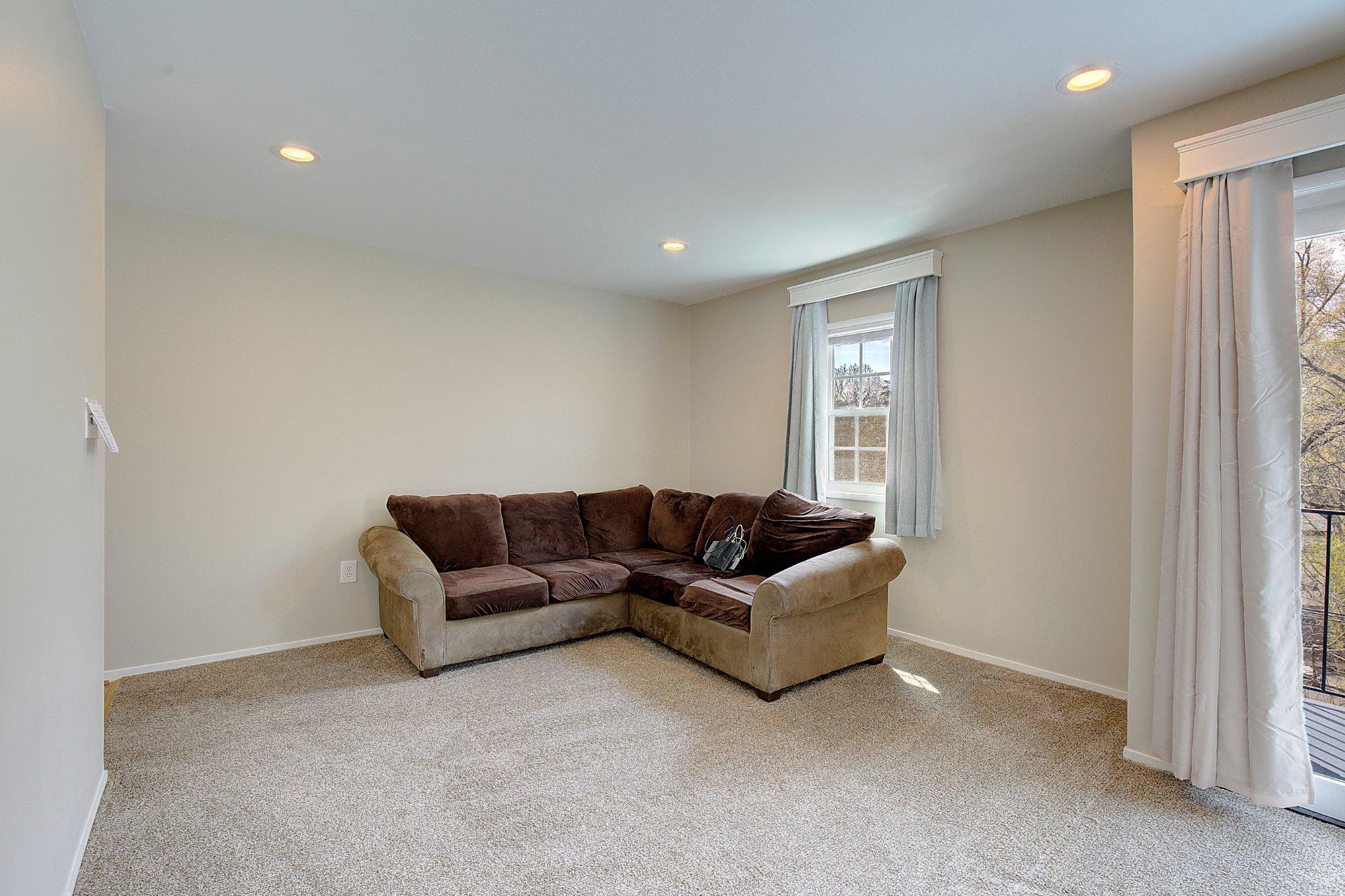 MONTPELIER VILLAGE - Residential