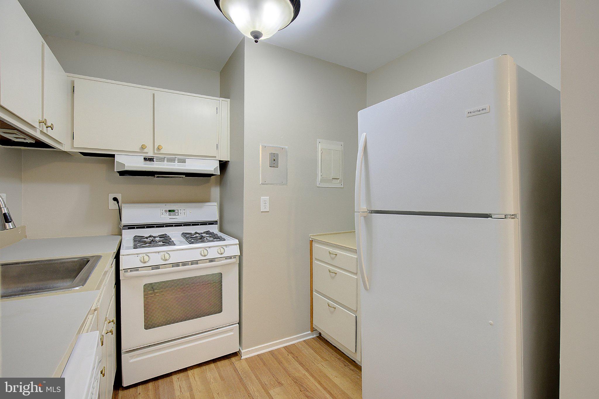 MONTPELIER VILLAGE - Residential