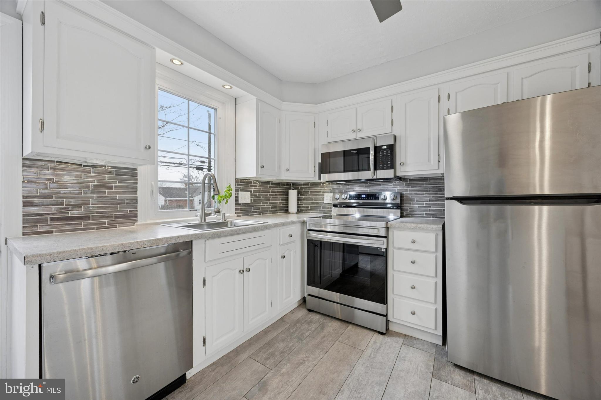 WESTGATE HILLS - Residential