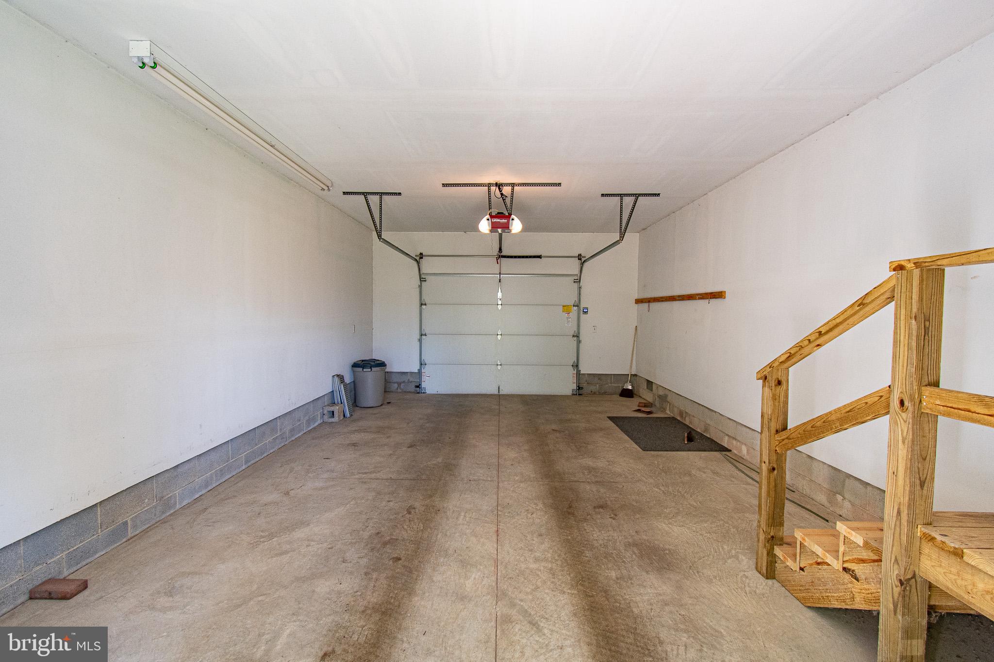 LA TRAPPE HEIGHTS - Residential