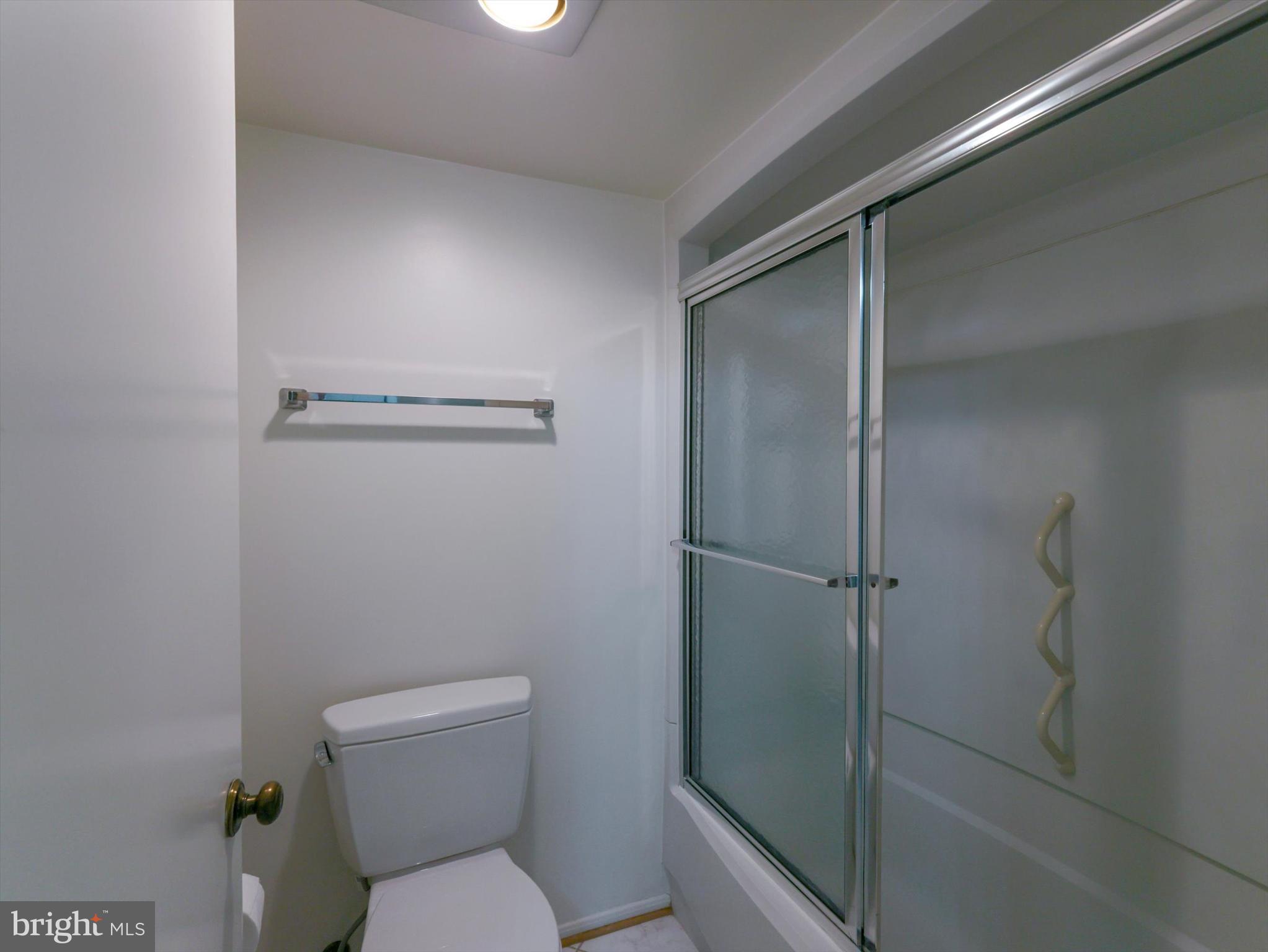 LEISURE WORLD - Residential