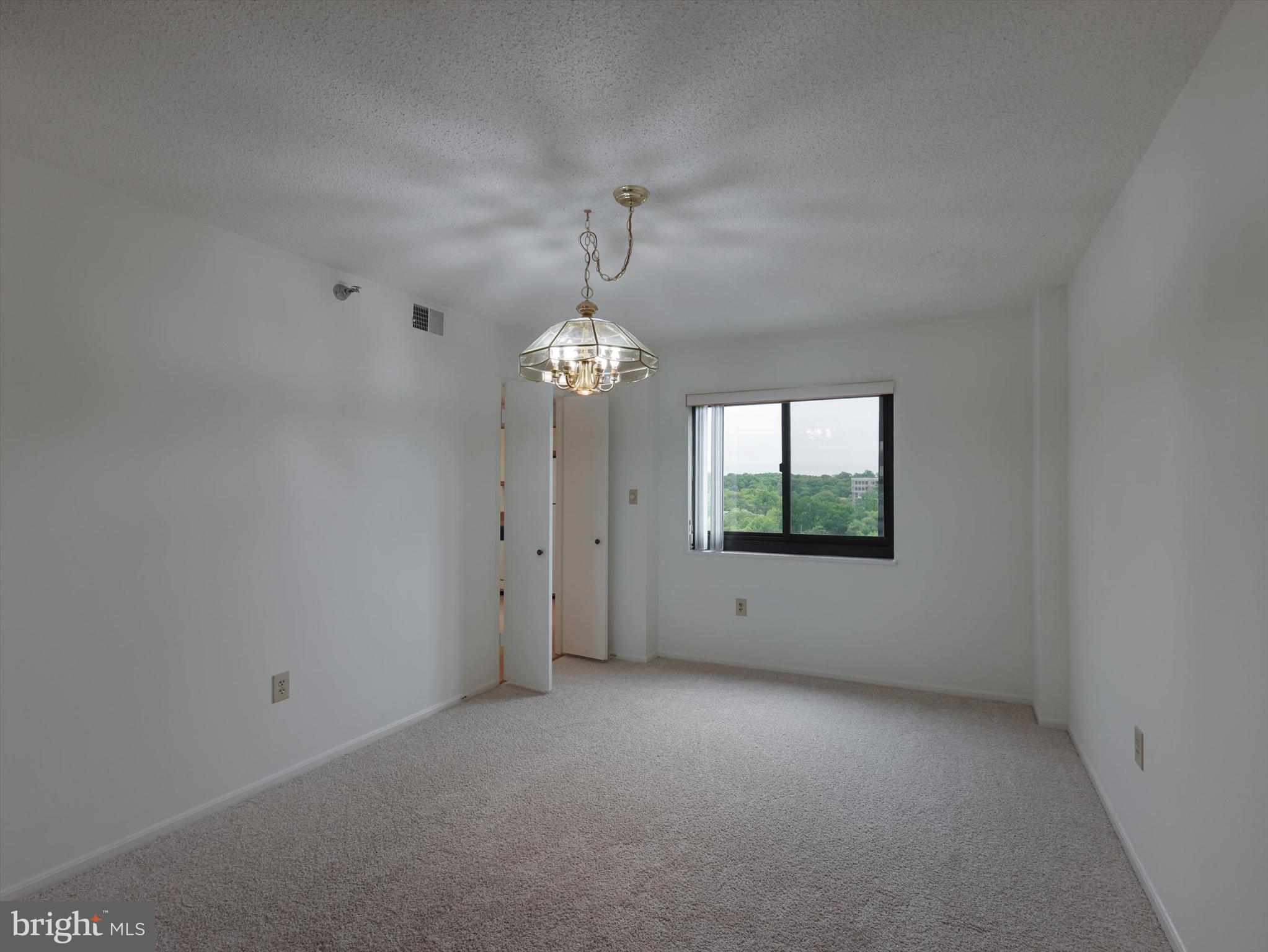 LEISURE WORLD - Residential