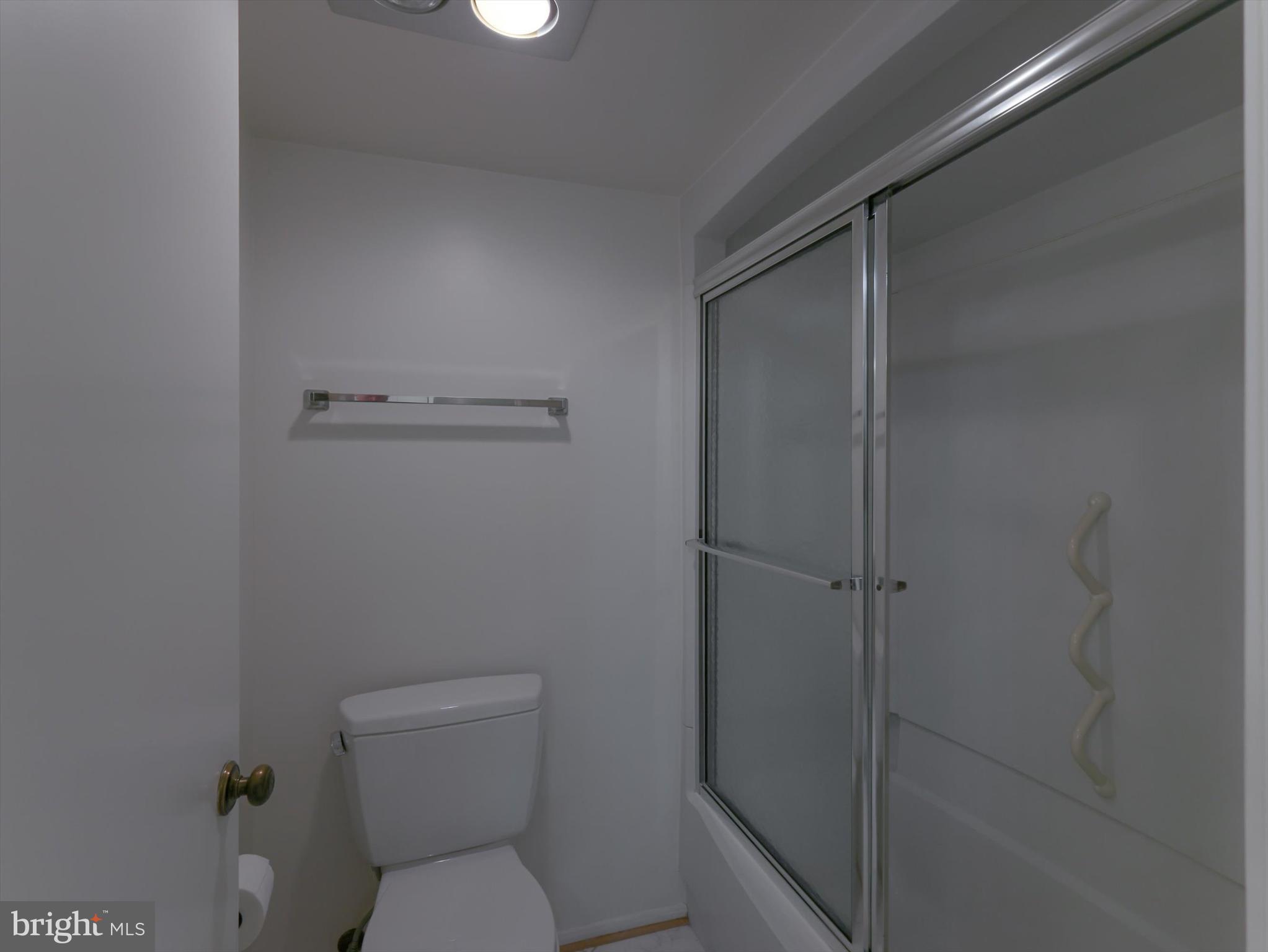 LEISURE WORLD - Residential