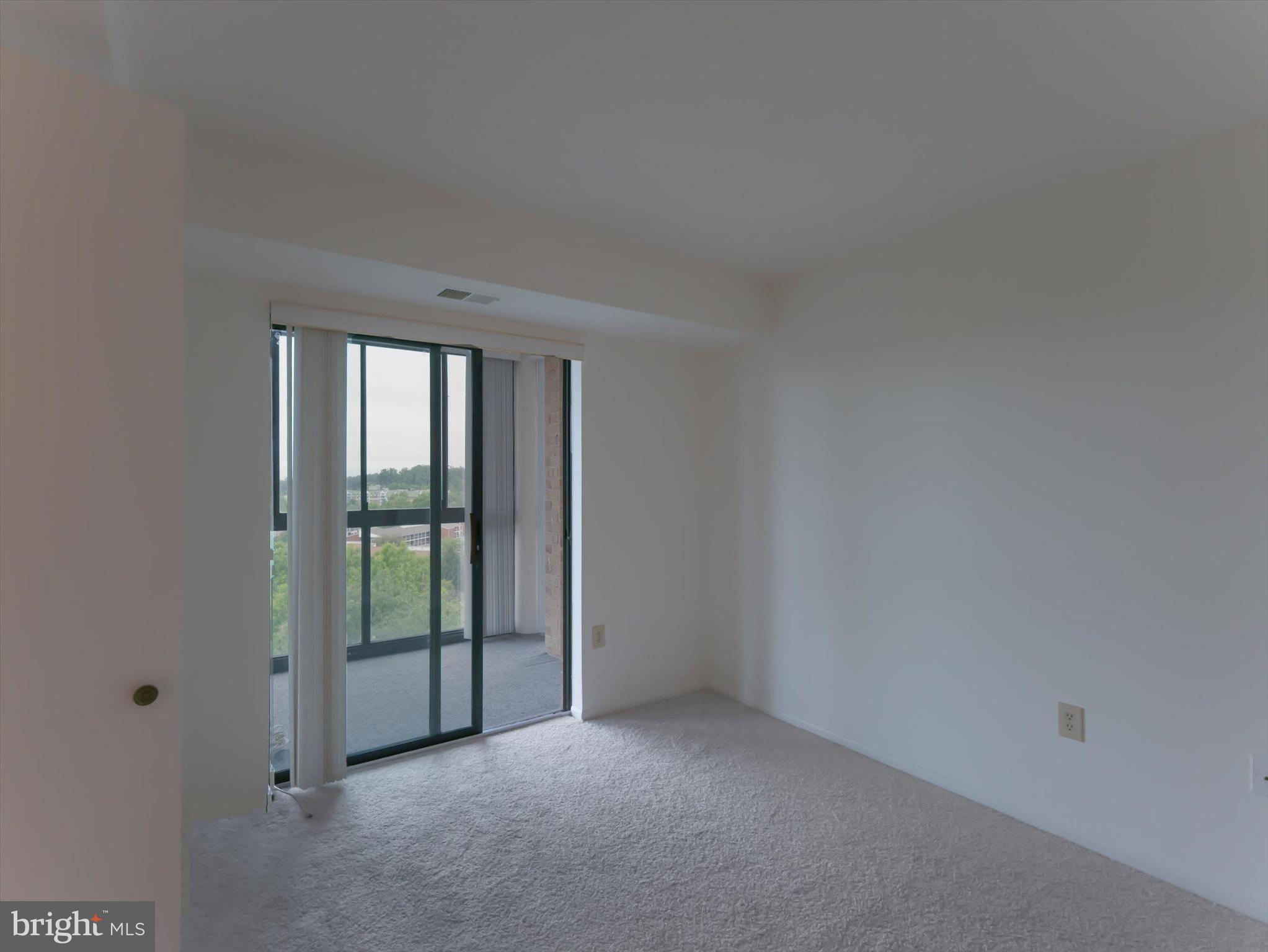 LEISURE WORLD - Residential