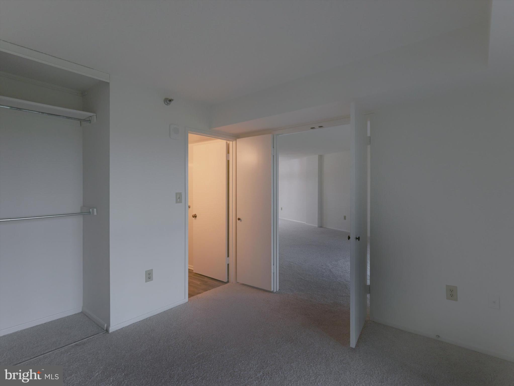 LEISURE WORLD - Residential