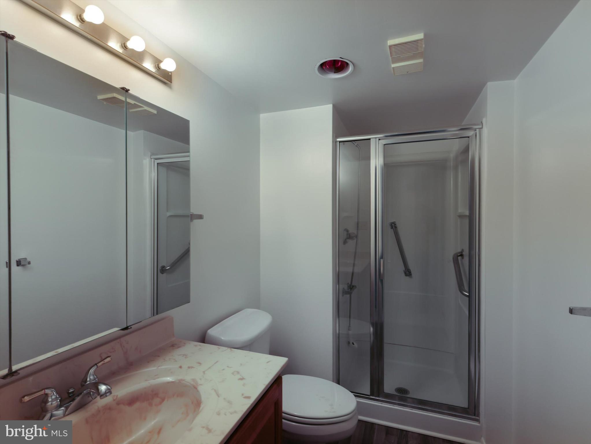 LEISURE WORLD - Residential
