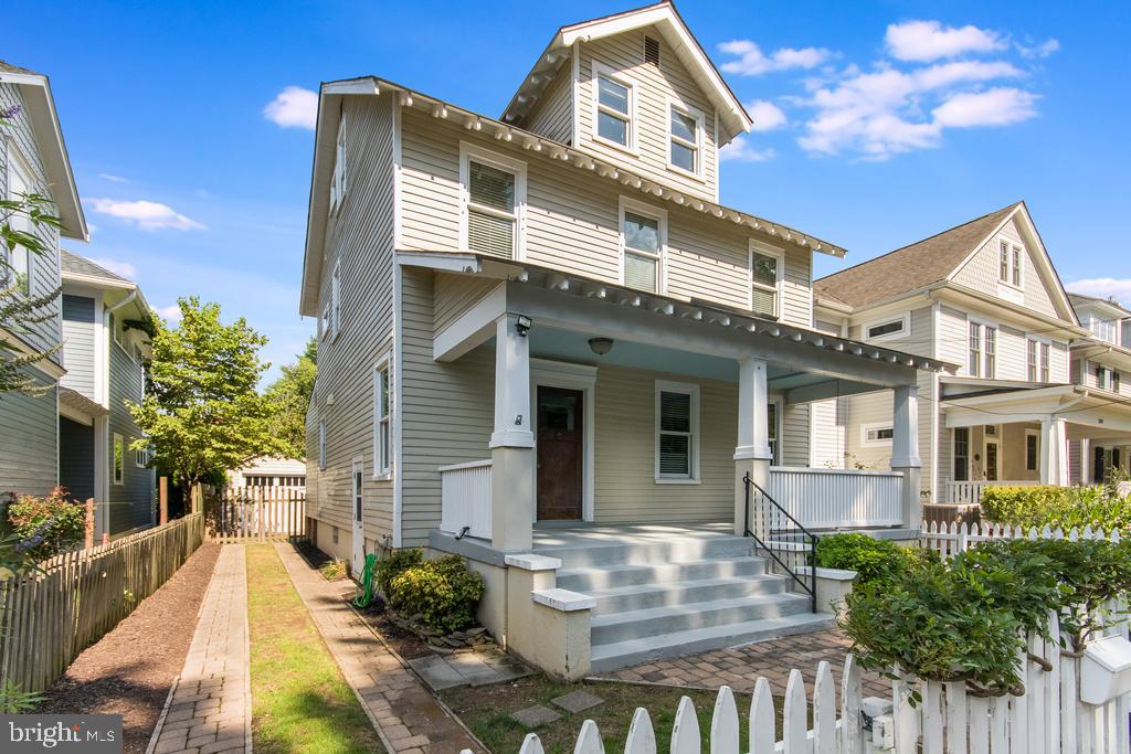 DOWNTOWN FREDERICKSBURG - Residential