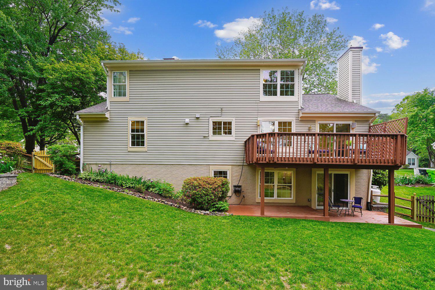 13484 LAKE SHORE