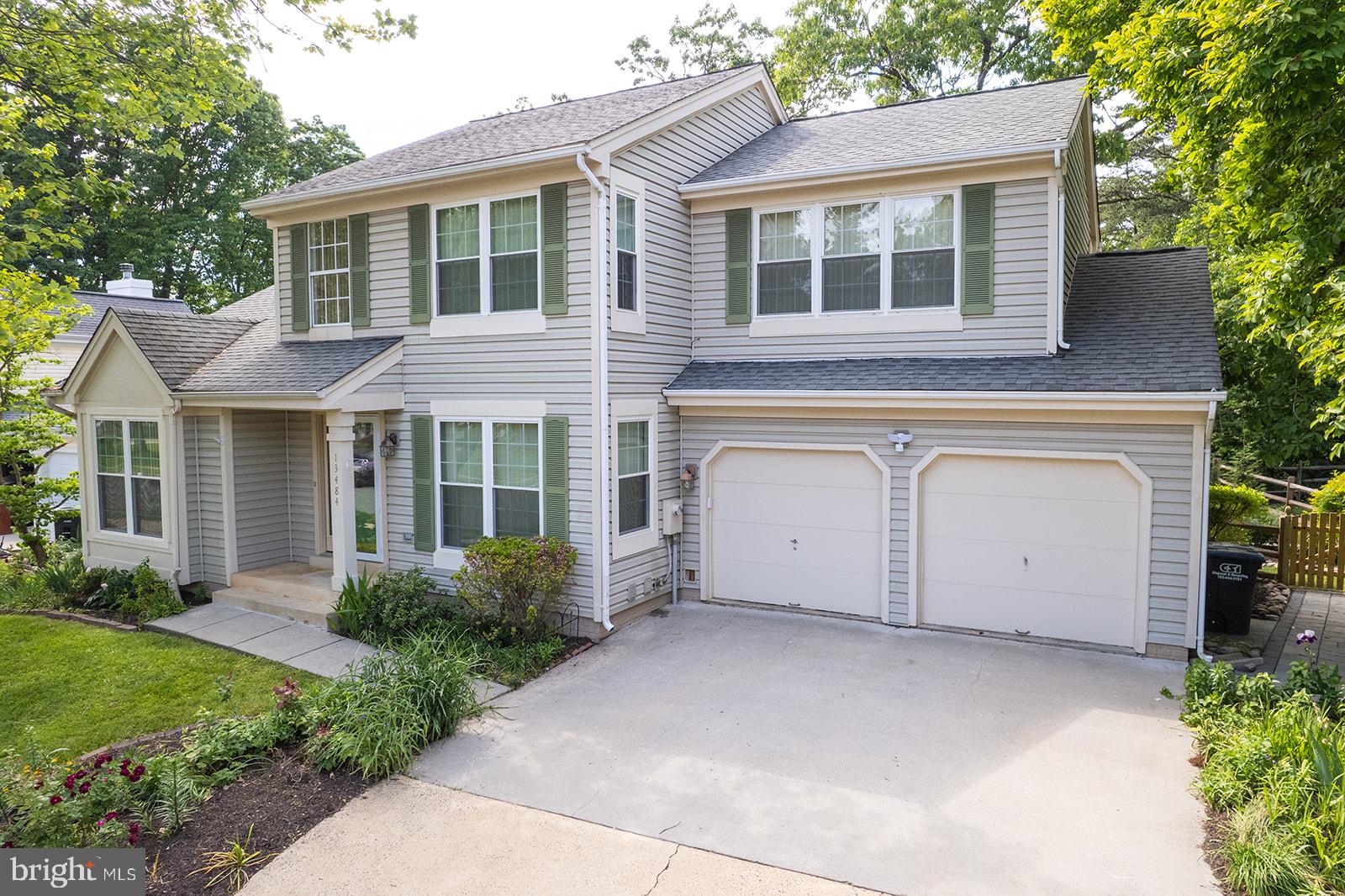 13484 LAKE SHORE