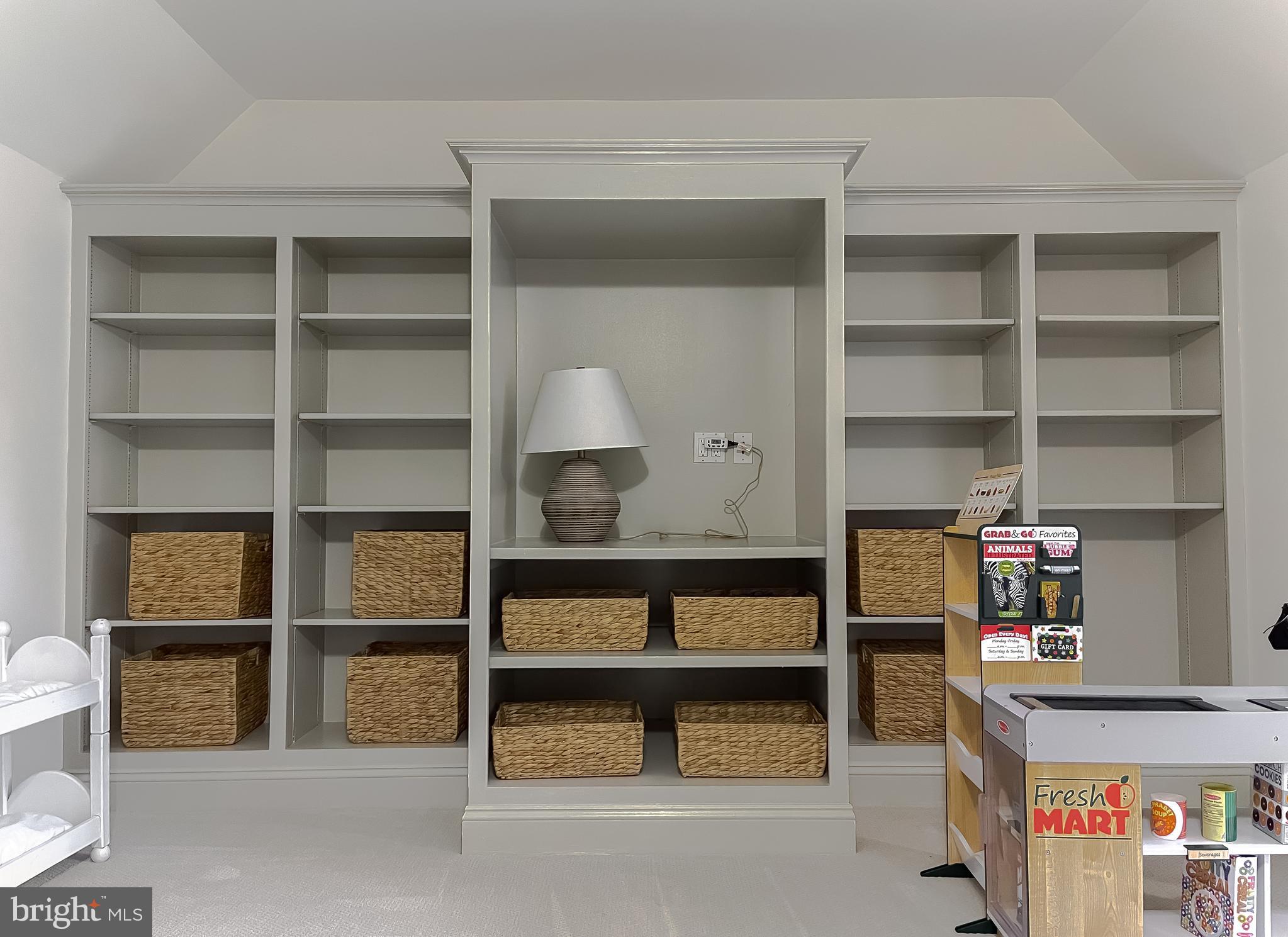 PORTOBELLO ESTATES - Residential