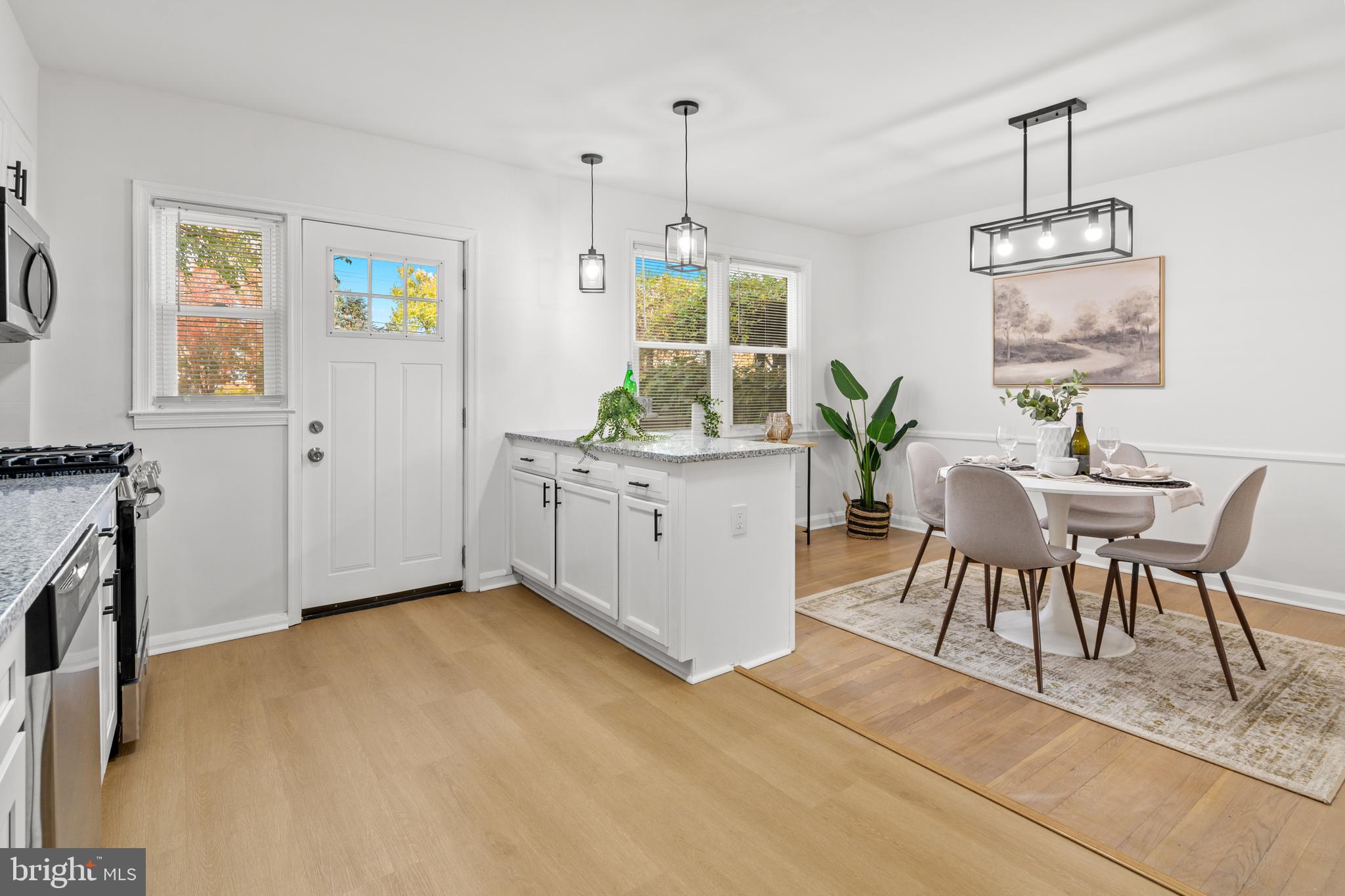 IDLEWOOD - Residential