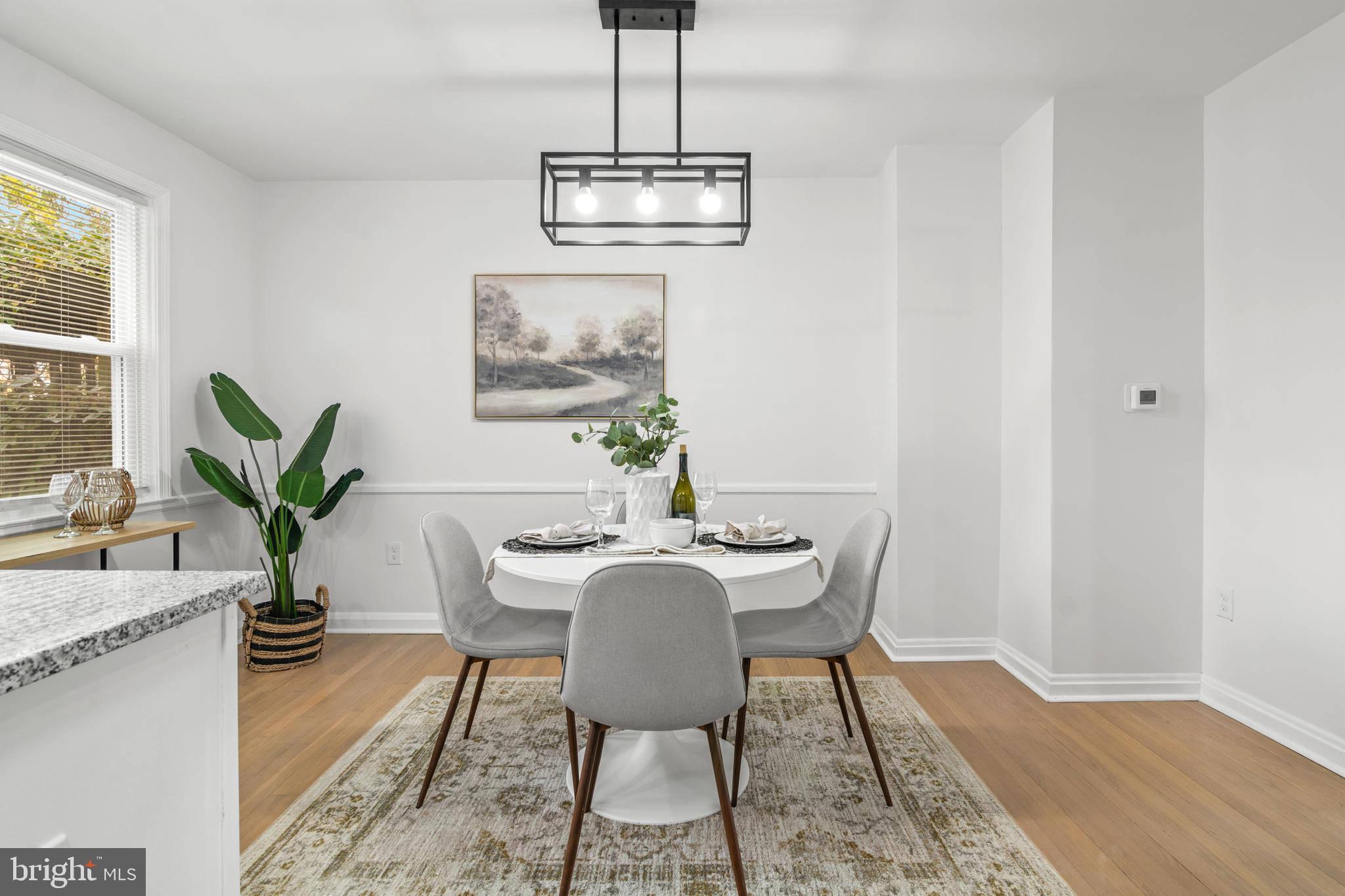 IDLEWOOD - Residential