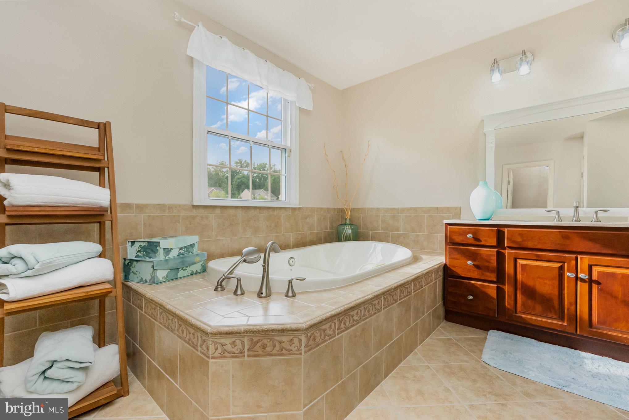 PERRY HALL - Residential