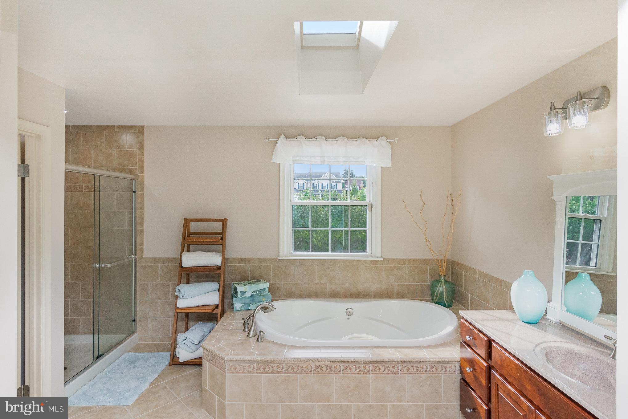 PERRY HALL - Residential