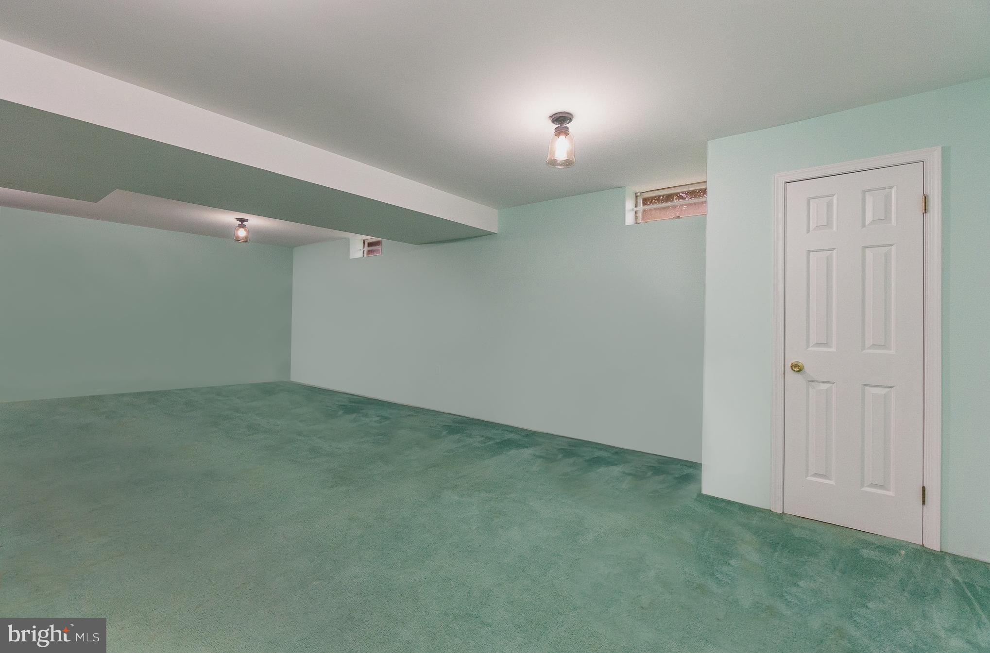 PERRY HALL - Residential