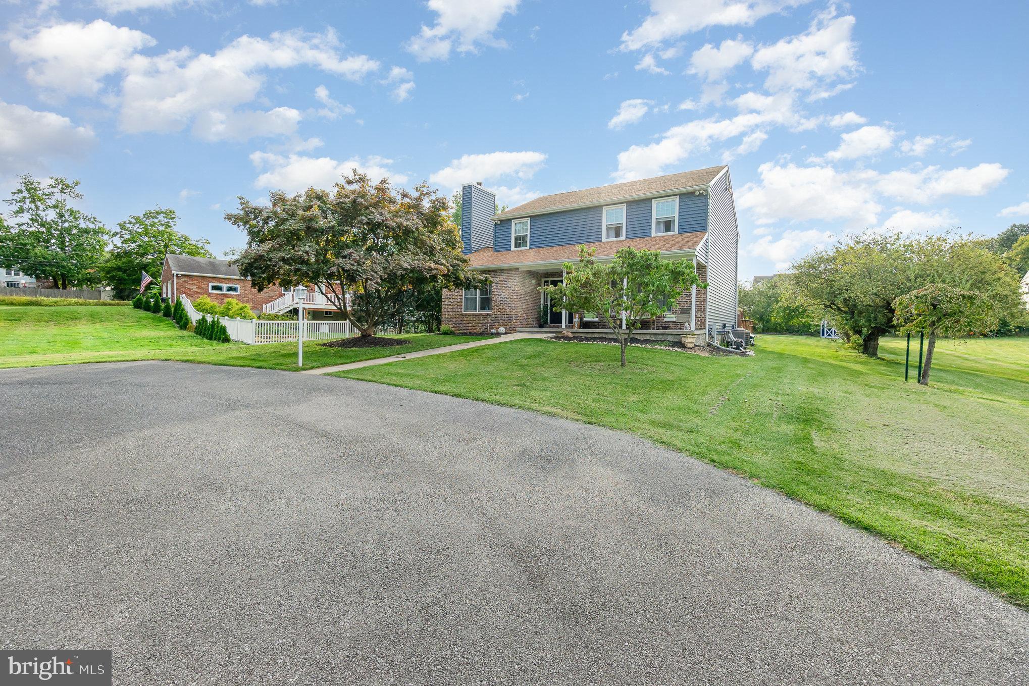 PERRY HALL - Residential