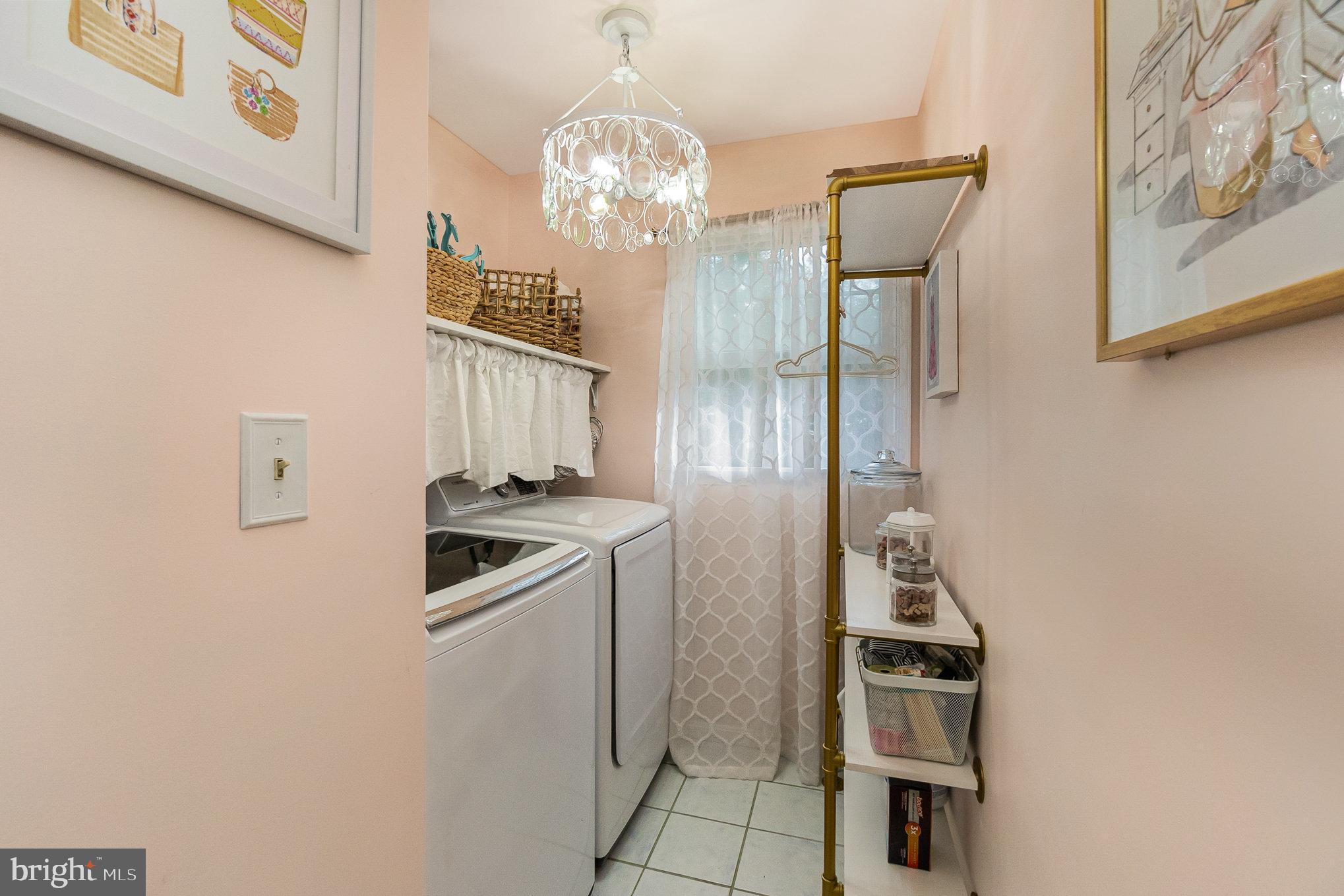 PERRY HALL - Residential