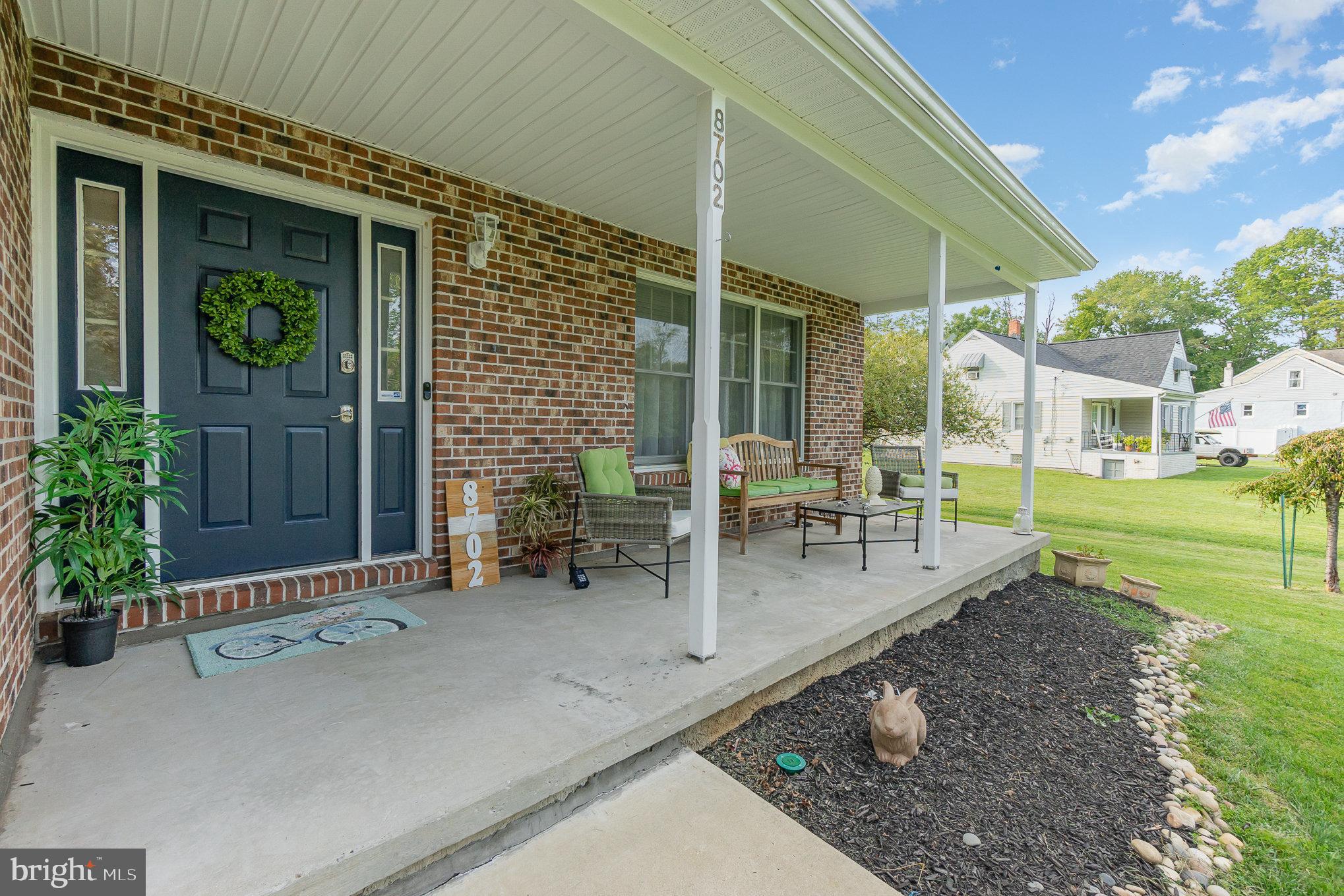 PERRY HALL - Residential