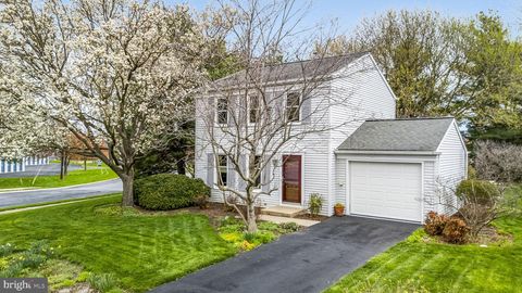 465 STURBRIDGE DRIVE LITITZ PA 17543