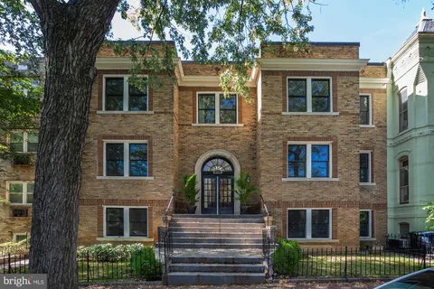 317 3rd Street SE Unit 26, Washington, DC 20003 - MLS#: DCDC2199874