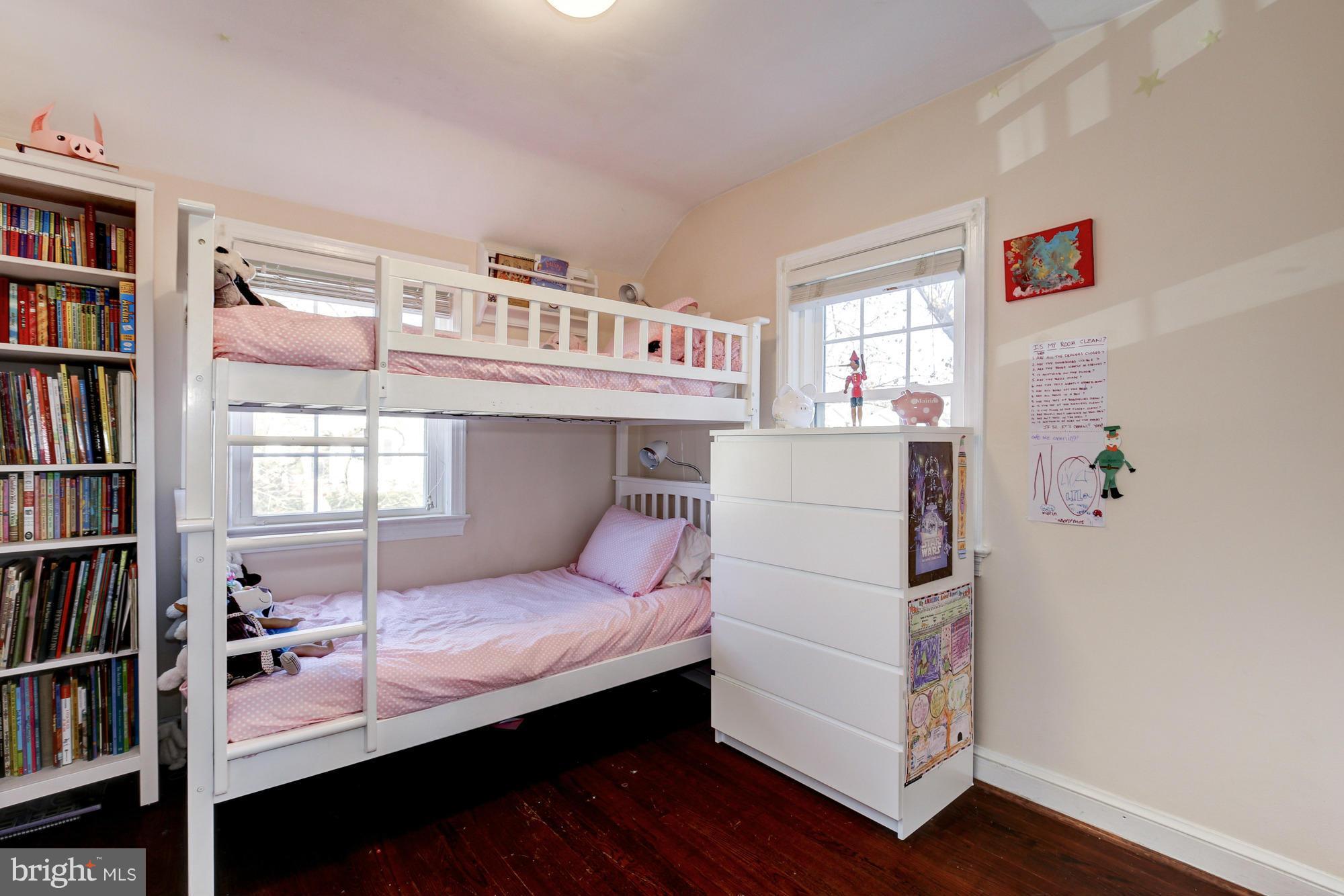 ARLINGTON FOREST - Residential