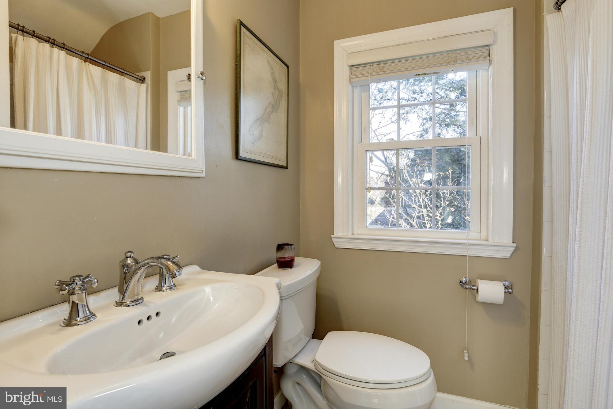 ARLINGTON FOREST - Residential