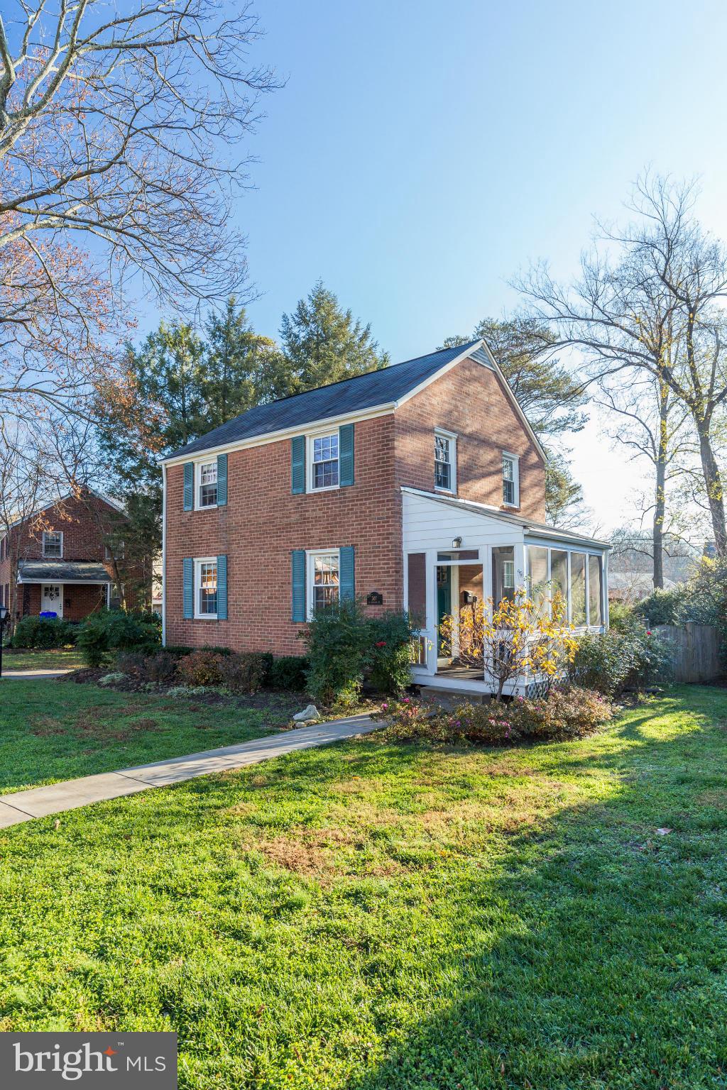 ARLINGTON FOREST - Residential