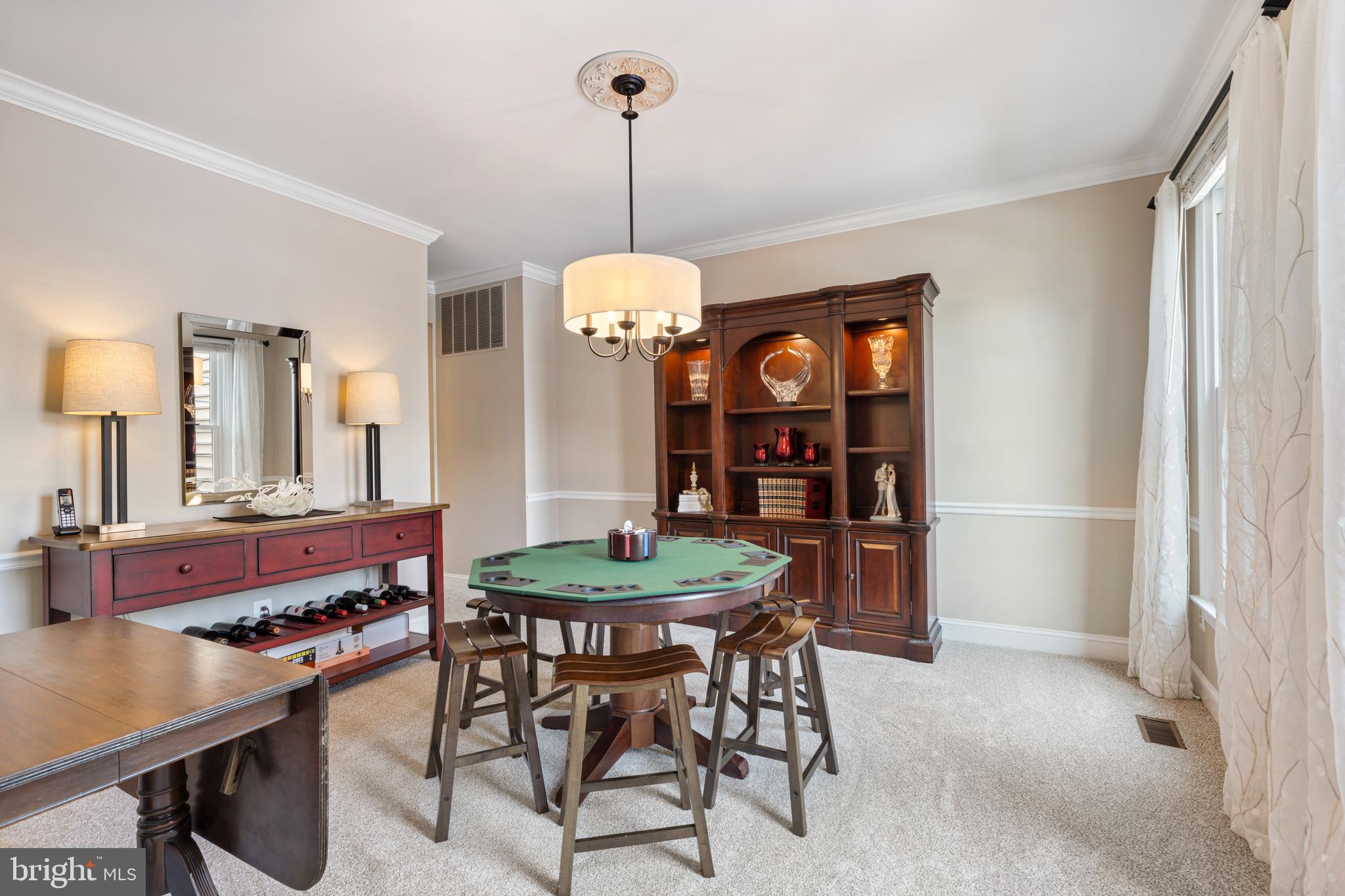 HUNTERS RUN - Residential