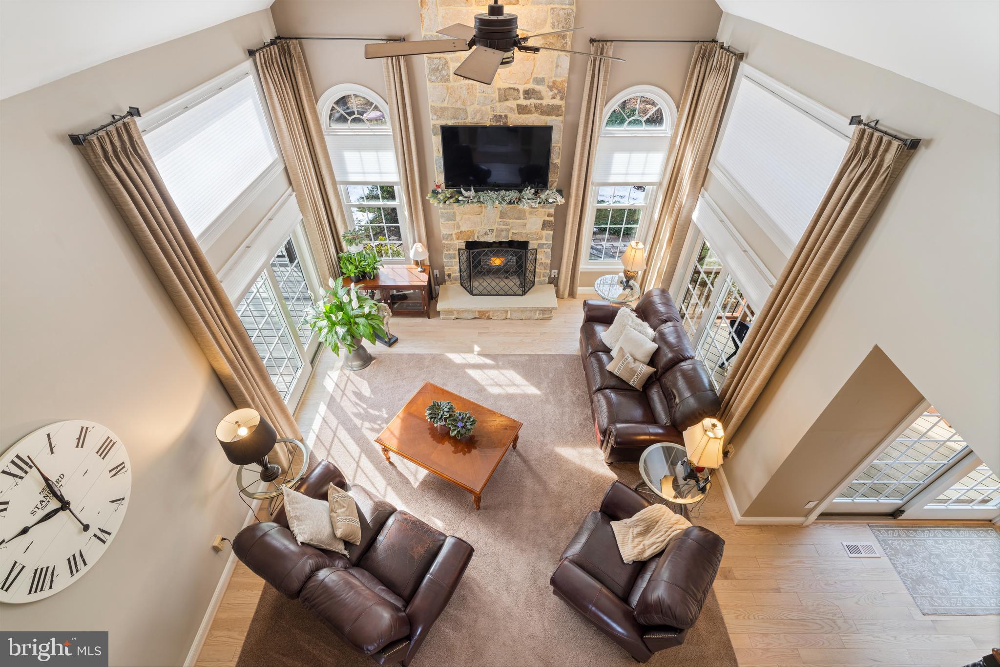 HUNTERS RUN - Residential