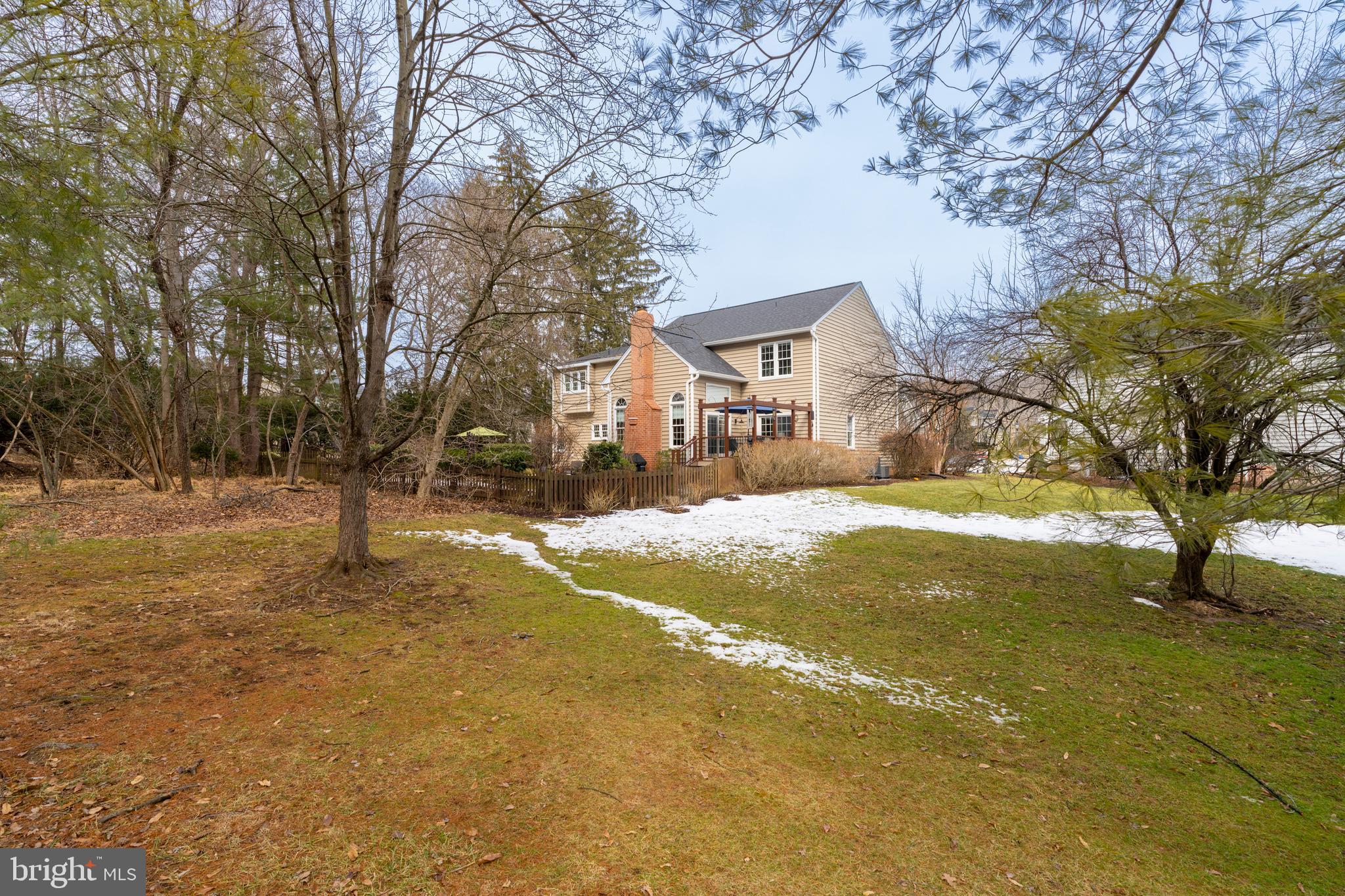 HUNTERS RUN - Residential