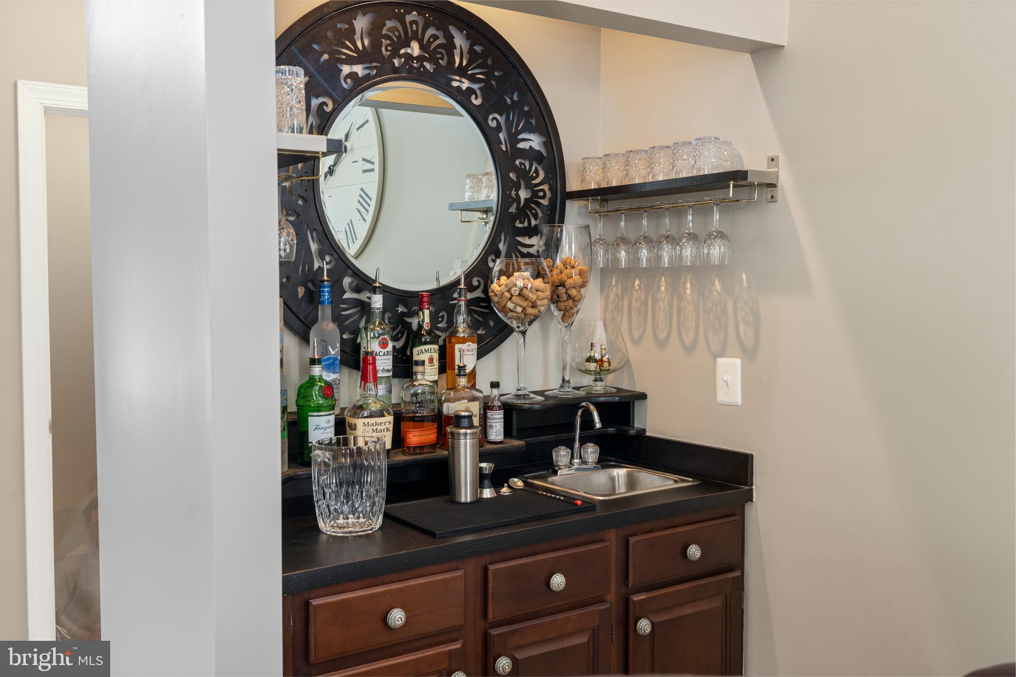 HUNTERS RUN - Residential