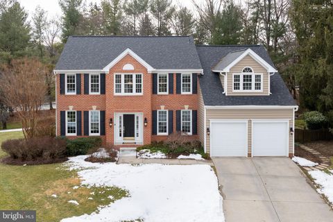 Homes For Sale - 11 Hemlock Court<br/> COCKEYSVILLE, MD 21030