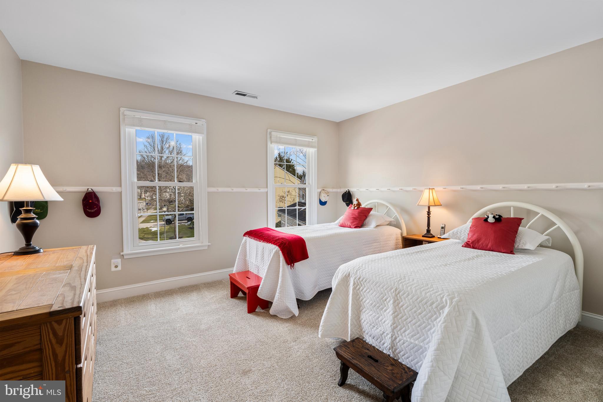 HUNTERS RUN - Residential