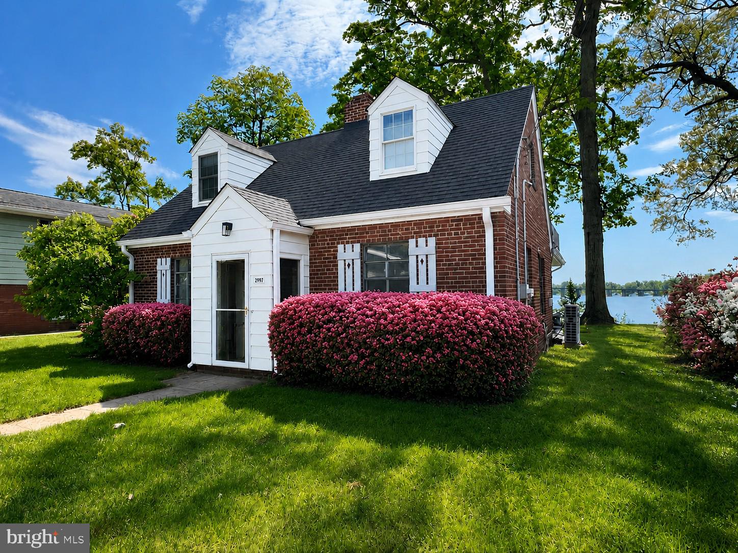 2997 DOGWOOD TRAIL