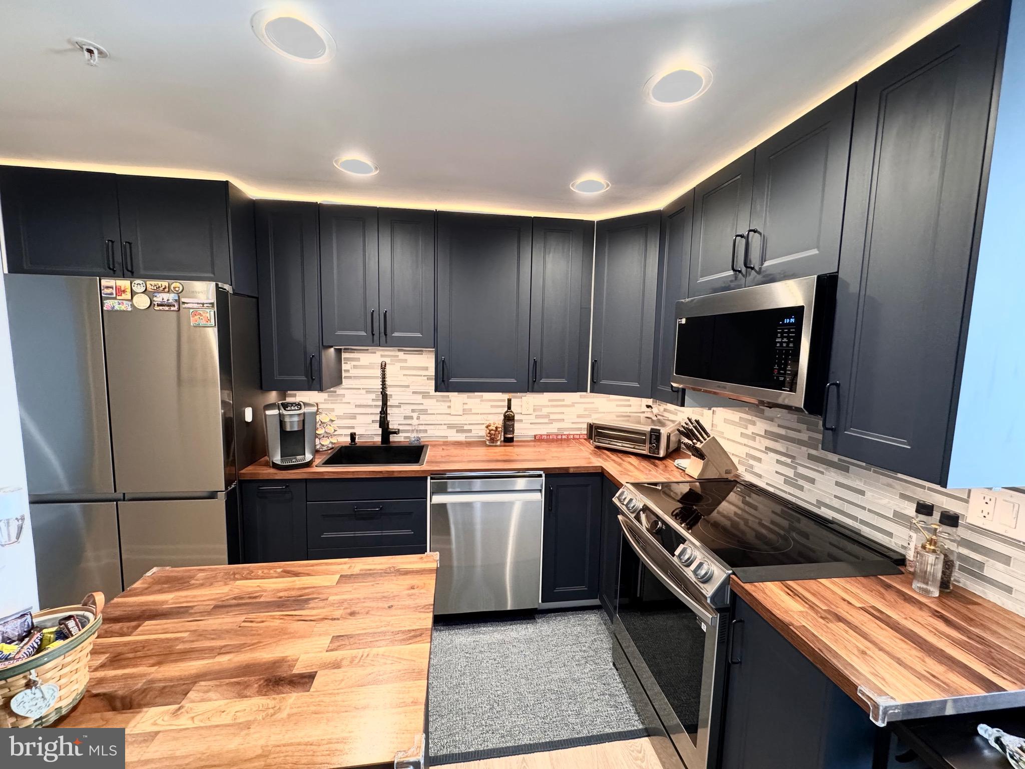 PENTHOUSE - Residential