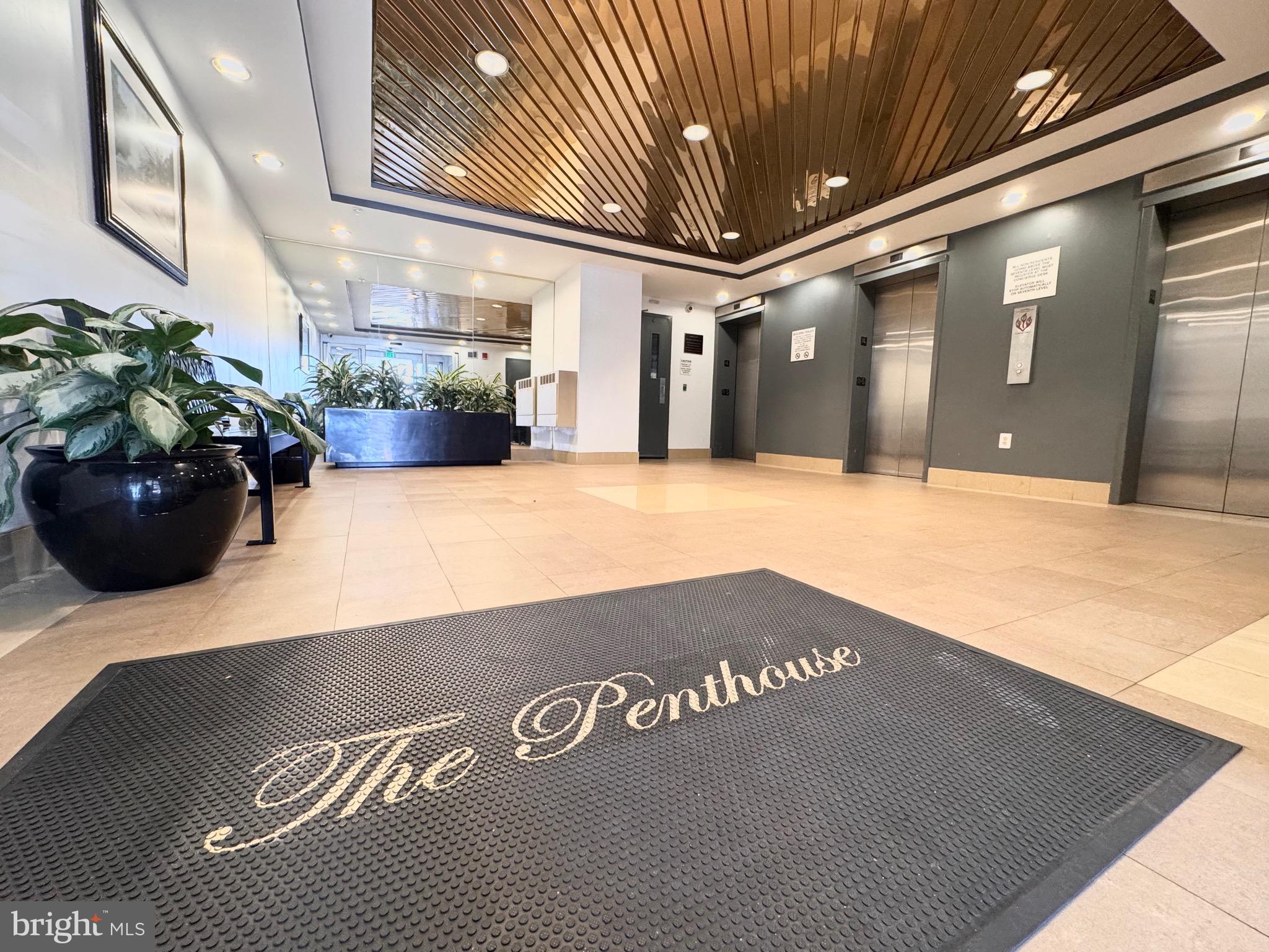 PENTHOUSE - Residential