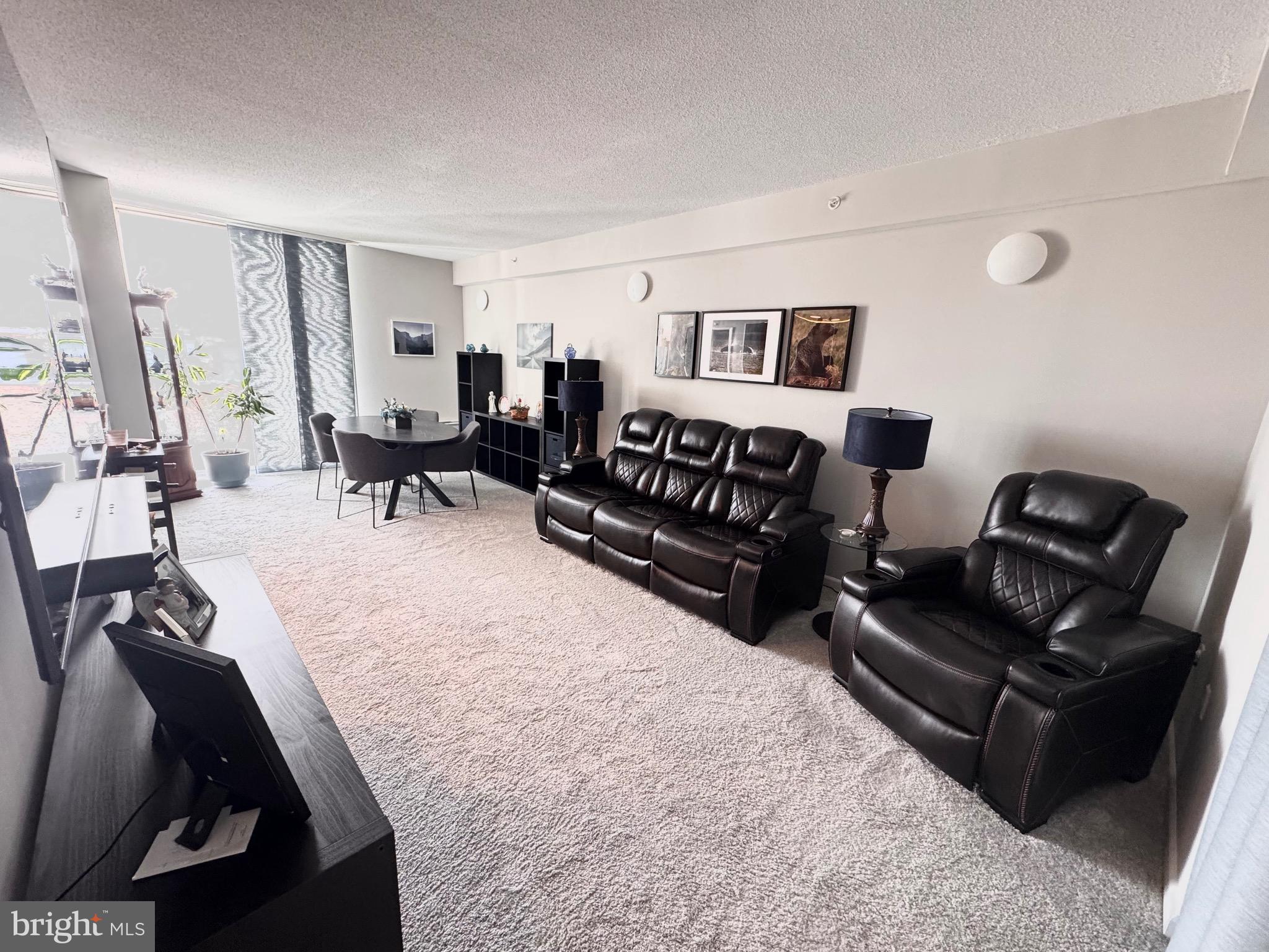 PENTHOUSE - Residential