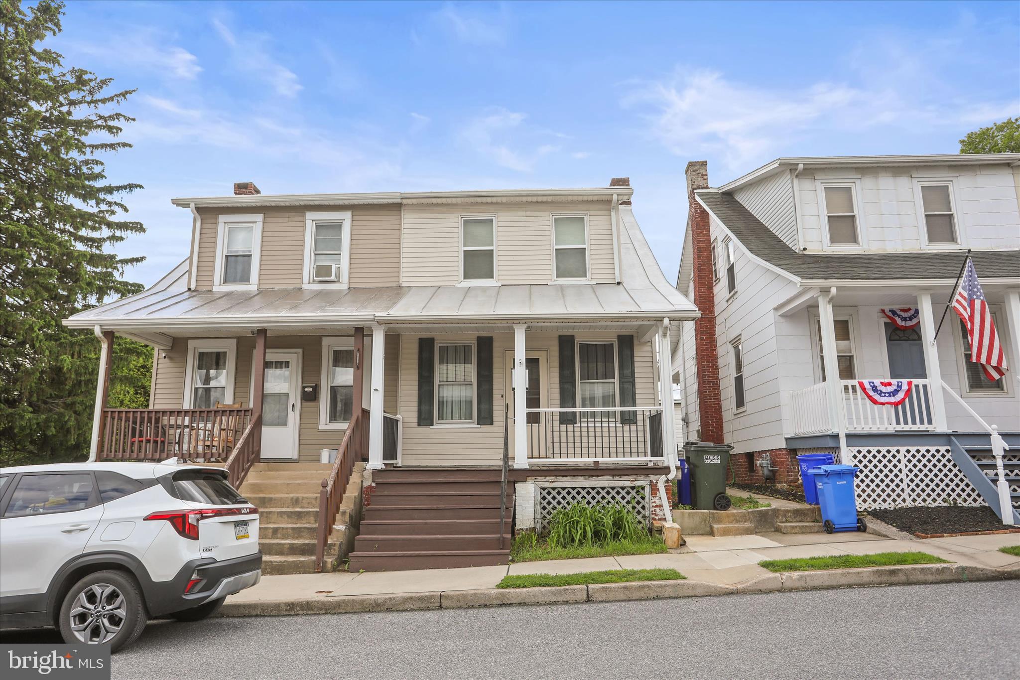1038 W. LOCUST STREET