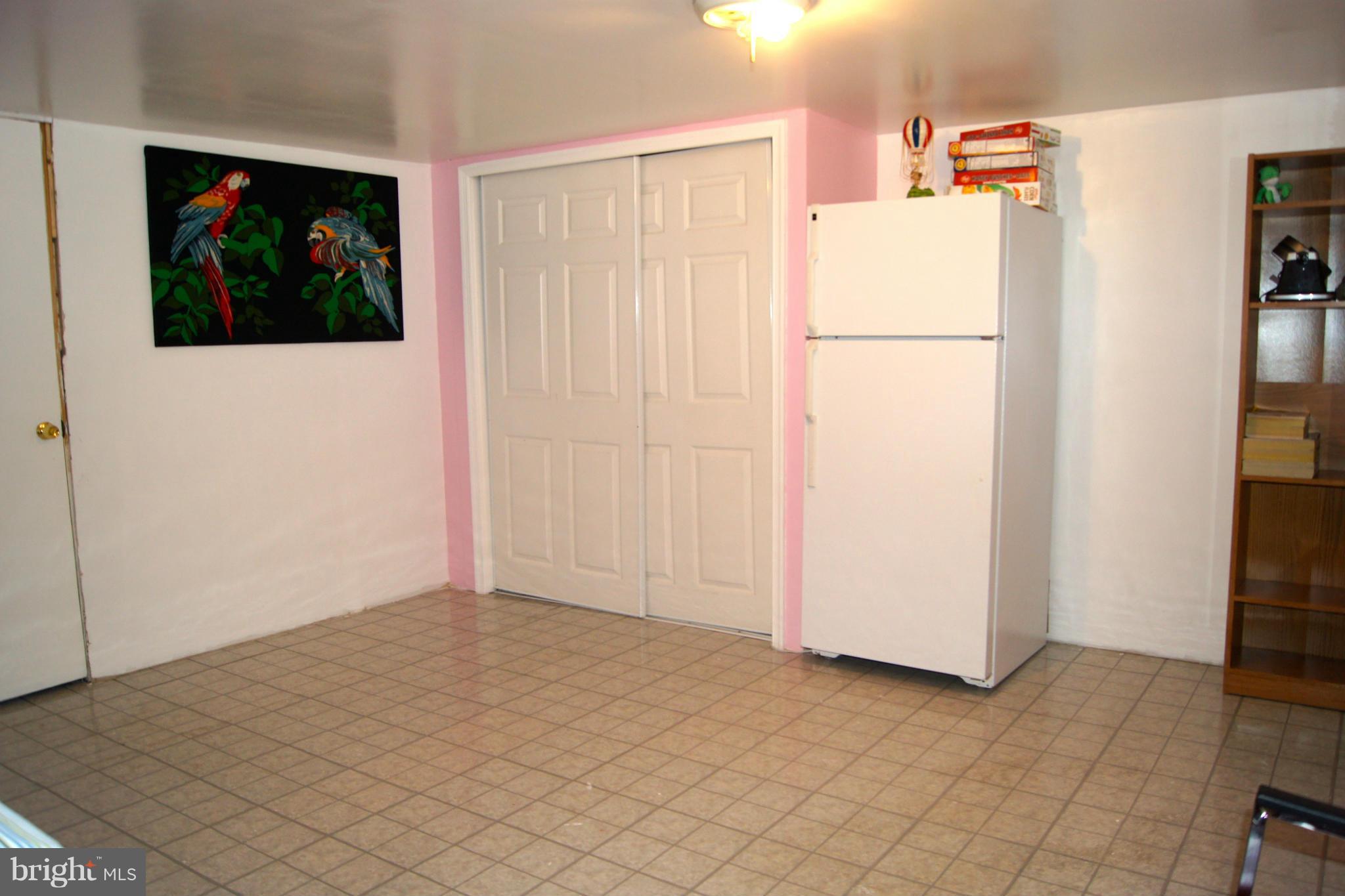 WOOD MANOR - Residential