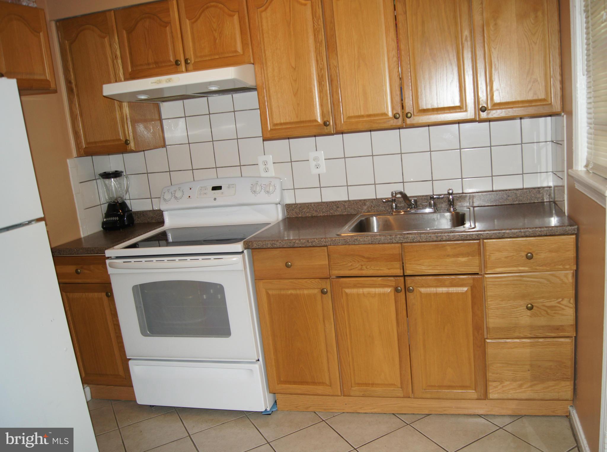 WOOD MANOR - Residential