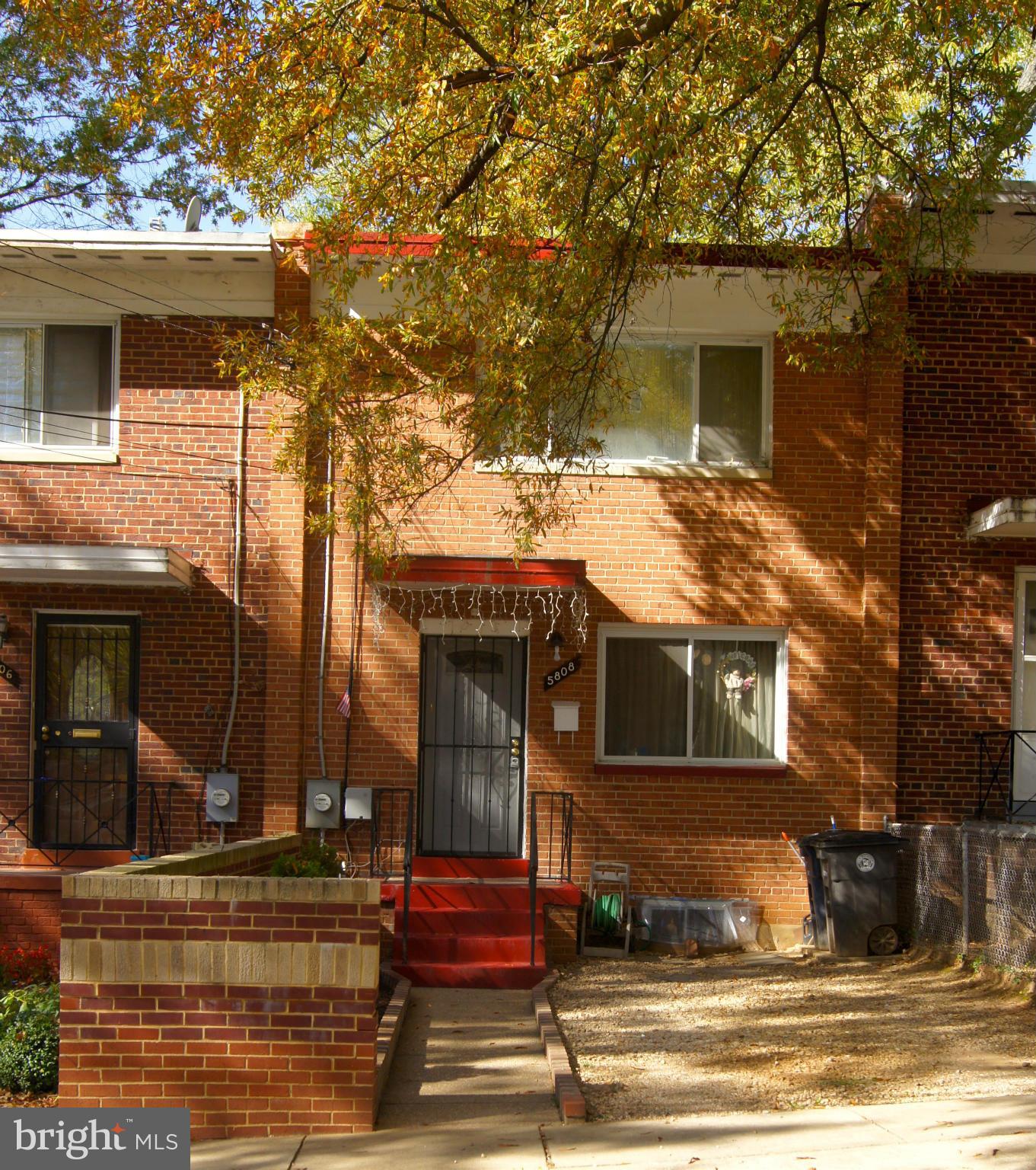 WOOD MANOR - Residential