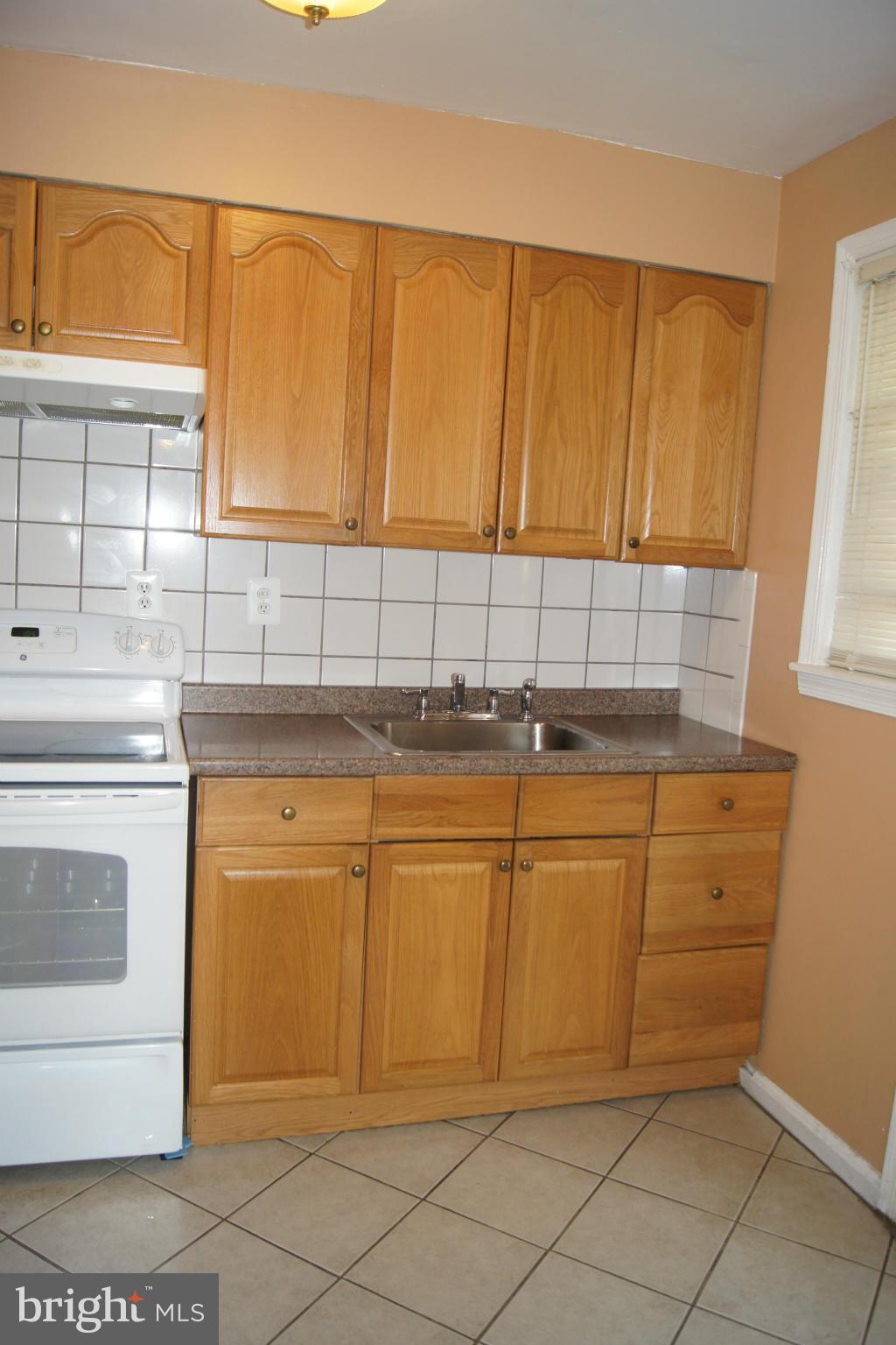 WOOD MANOR - Residential