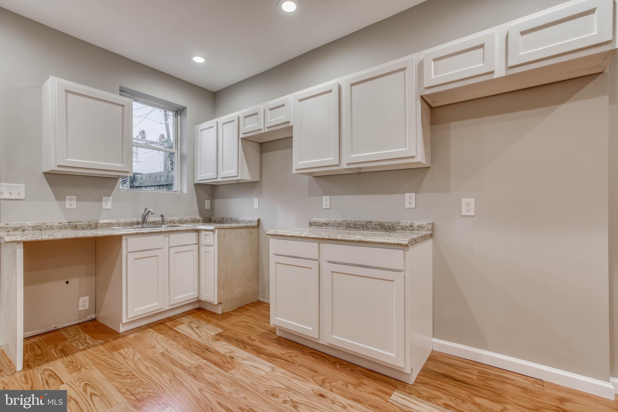 BARCLAY - Residential