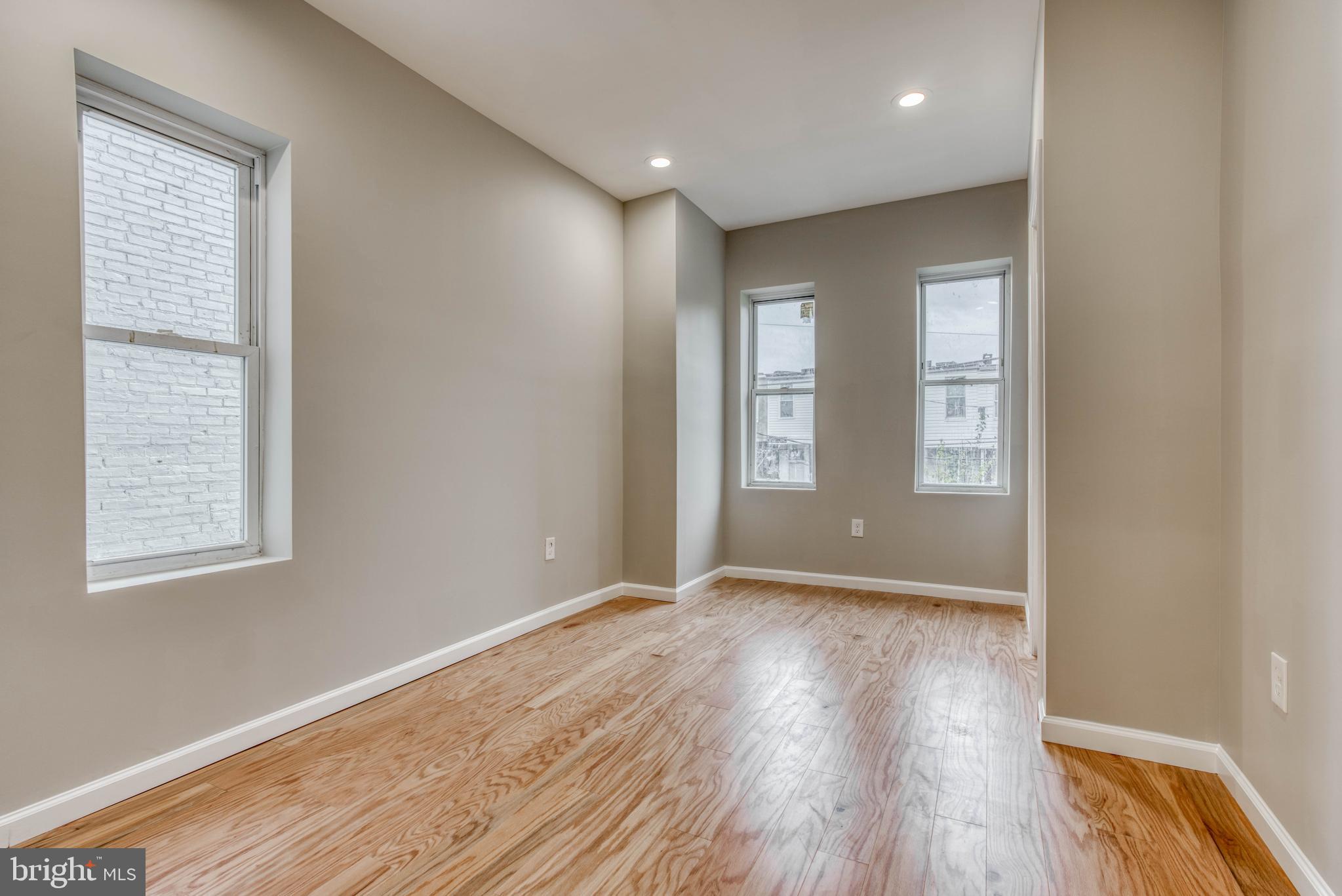 BARCLAY - Residential