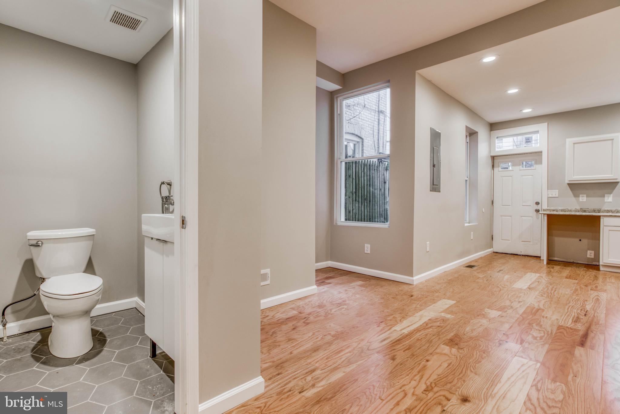 BARCLAY - Residential