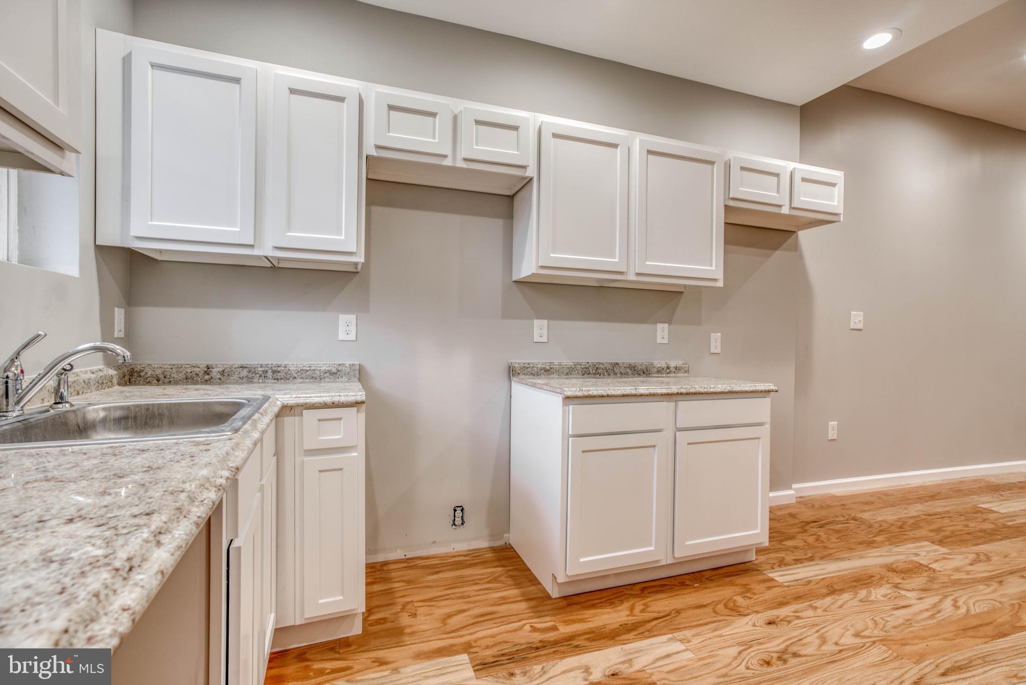 BARCLAY - Residential