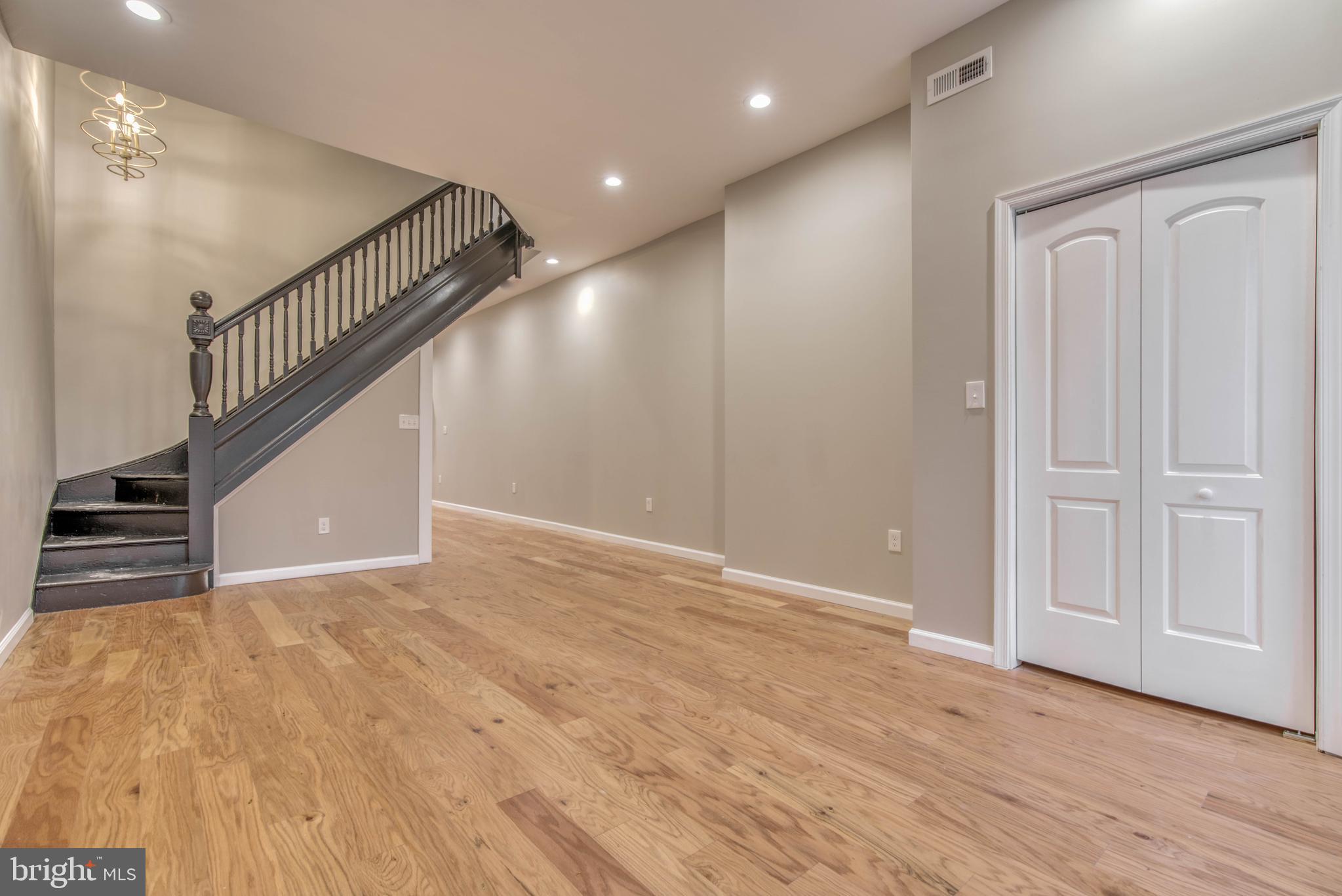 BARCLAY - Residential